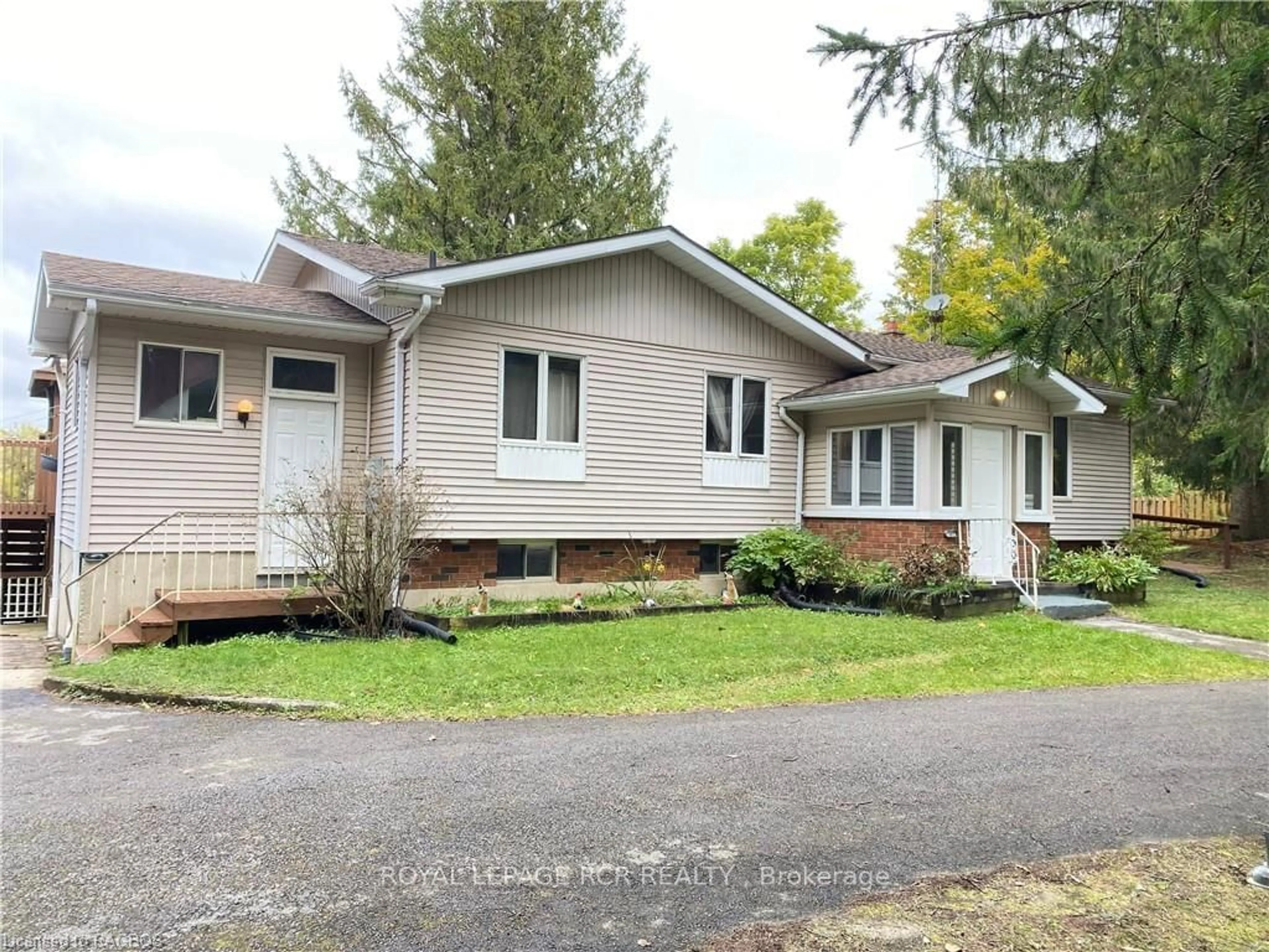 Frontside or backside of a home, cottage for 683015 CHATSWORTH ROAD 24, Chatsworth Ontario N0H 2V0