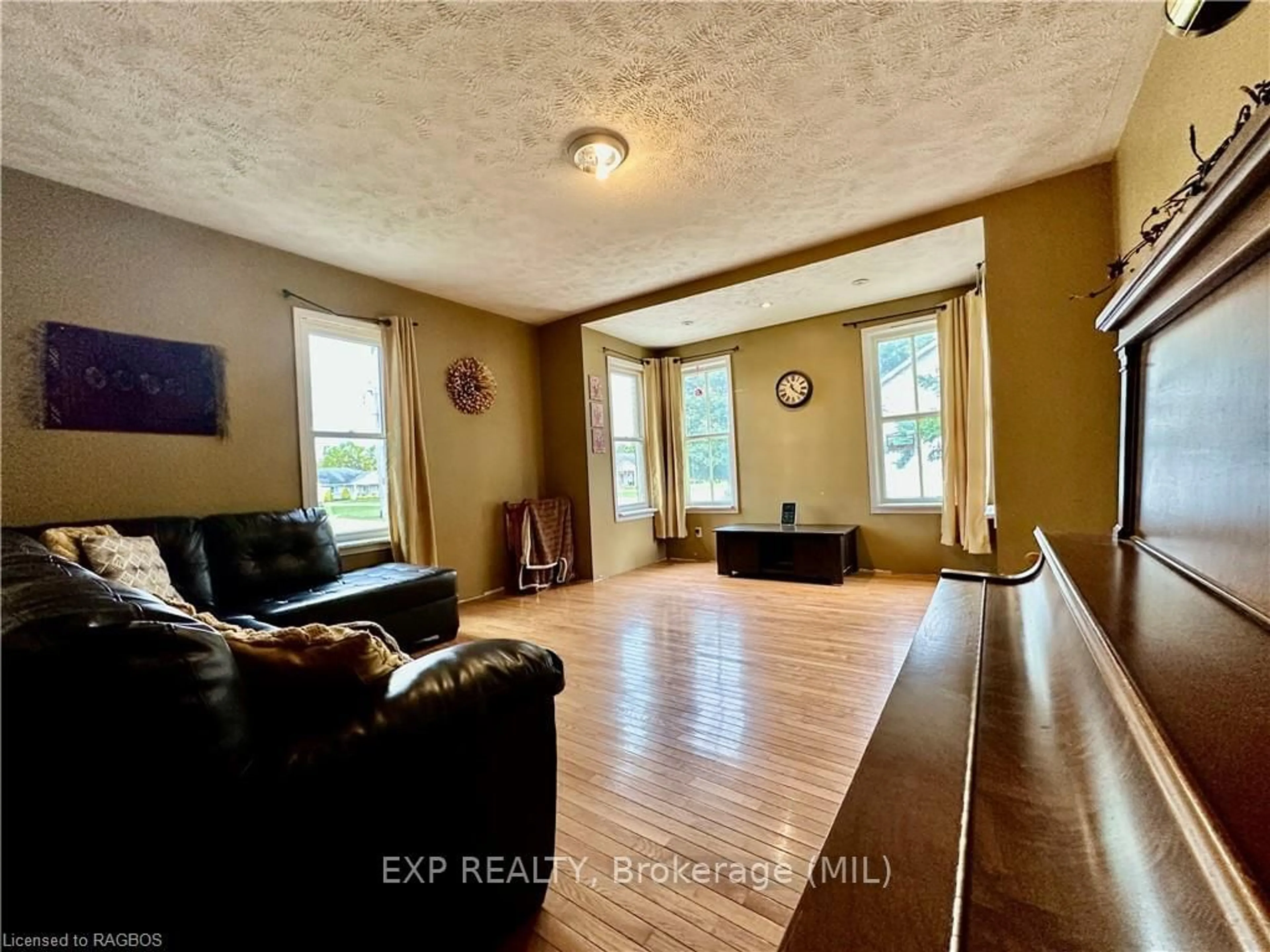 A pic of a room, wood floors for 279 1ST Ave, Arran-Elderslie Ontario N0G 1L0