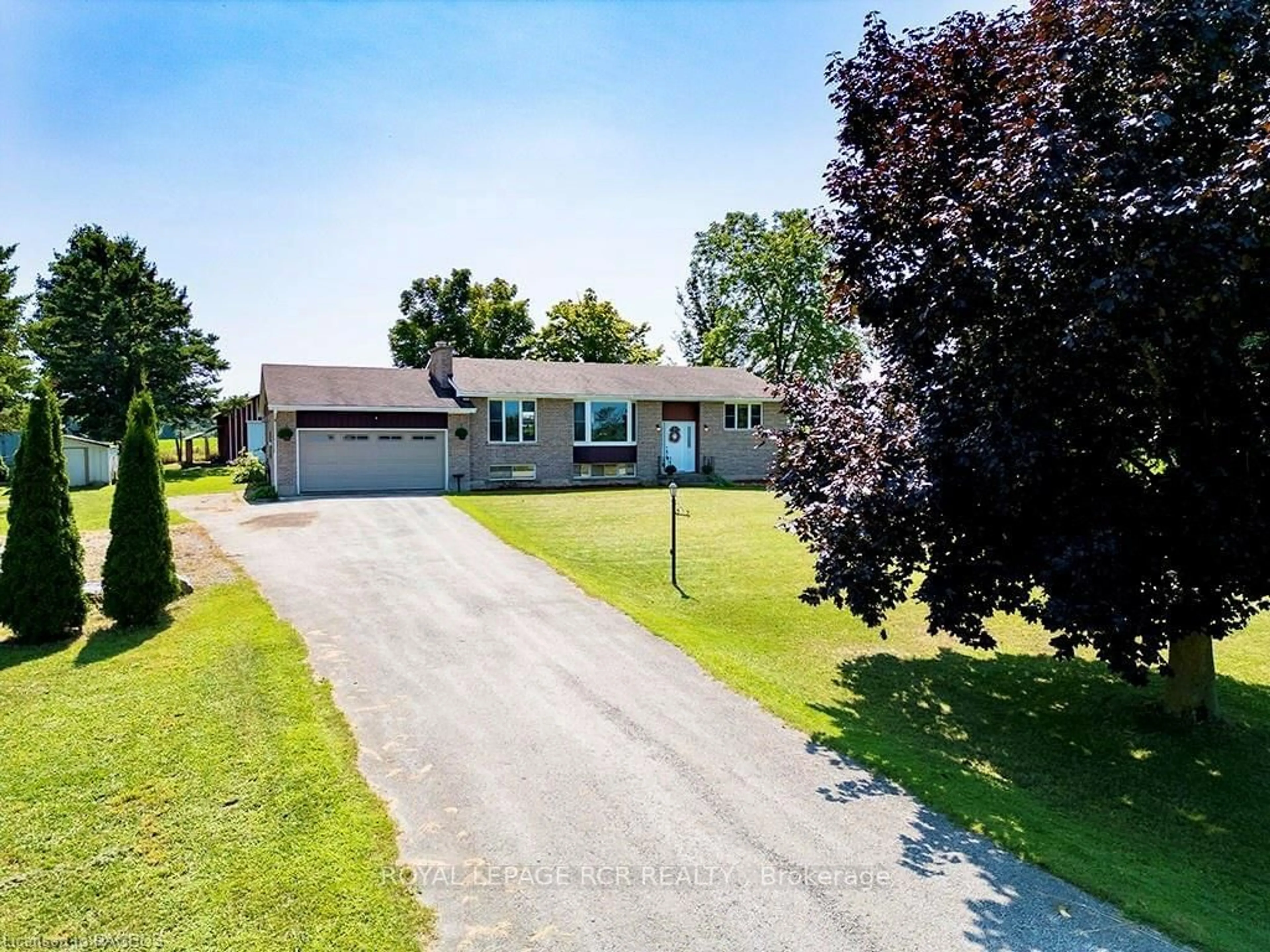 Frontside or backside of a home, the street view for 21388 GREY RD 16, Chatsworth Ontario N0H 2N0