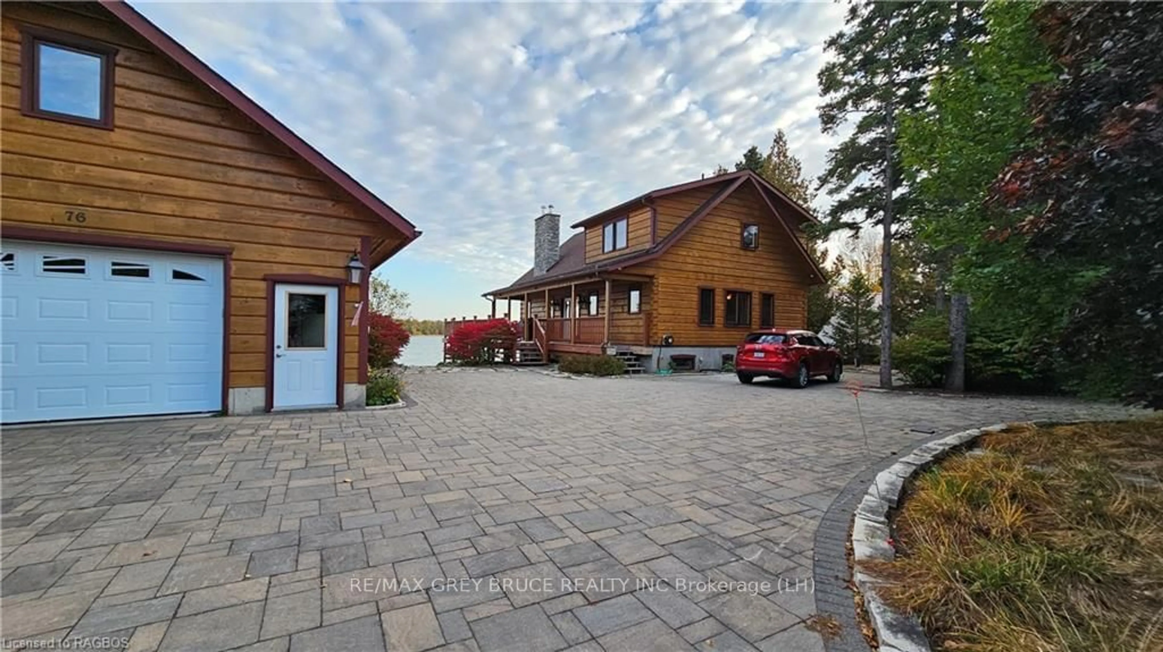 Patio, cottage for 76 MILLER LAKE SHORE Rd, Northern Bruce Peninsula Ontario N0H 1Z0