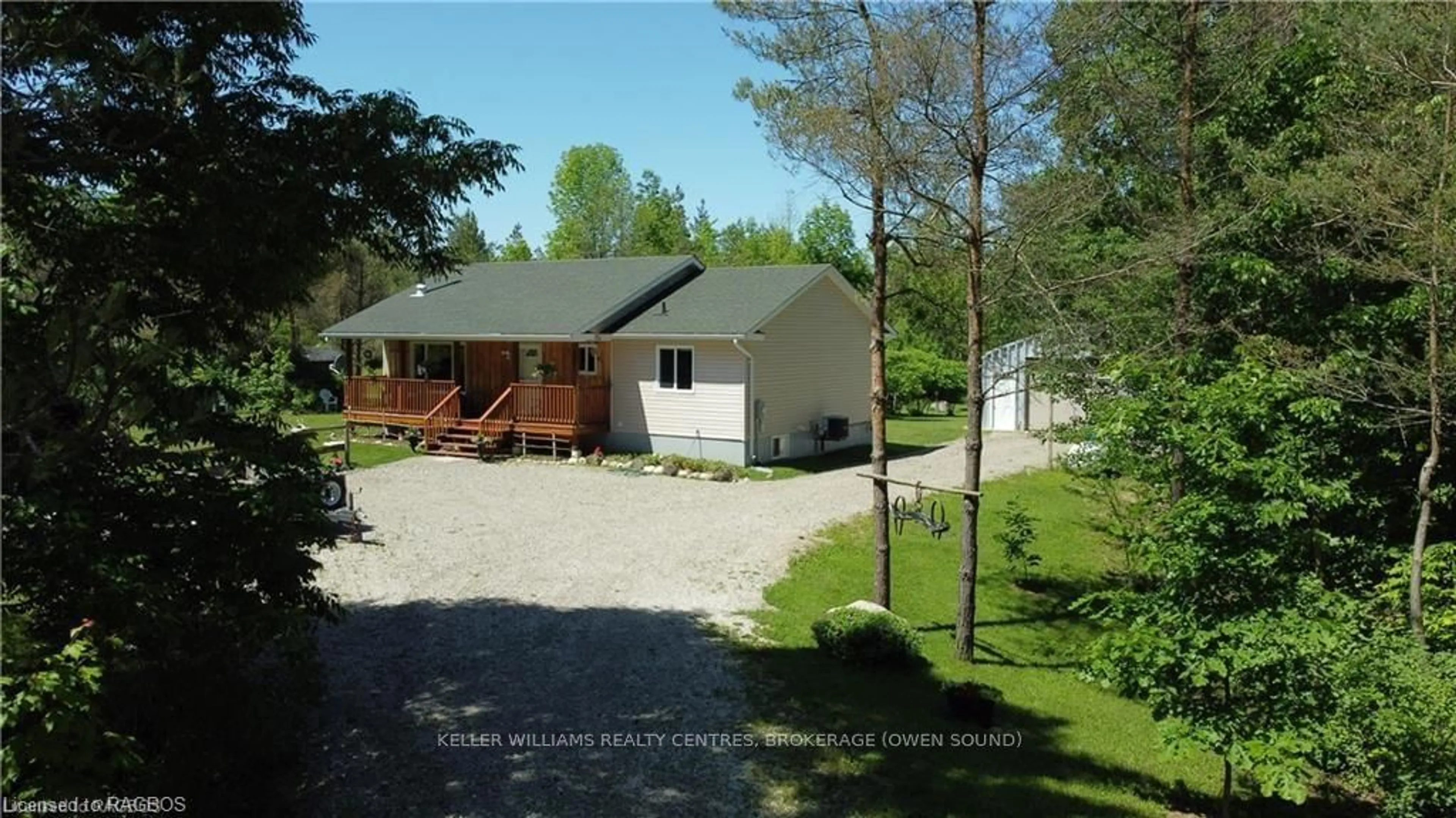 Frontside or backside of a home, cottage for 697 ELSINORE Rd, South Bruce Peninsula Ontario N0H 1A0