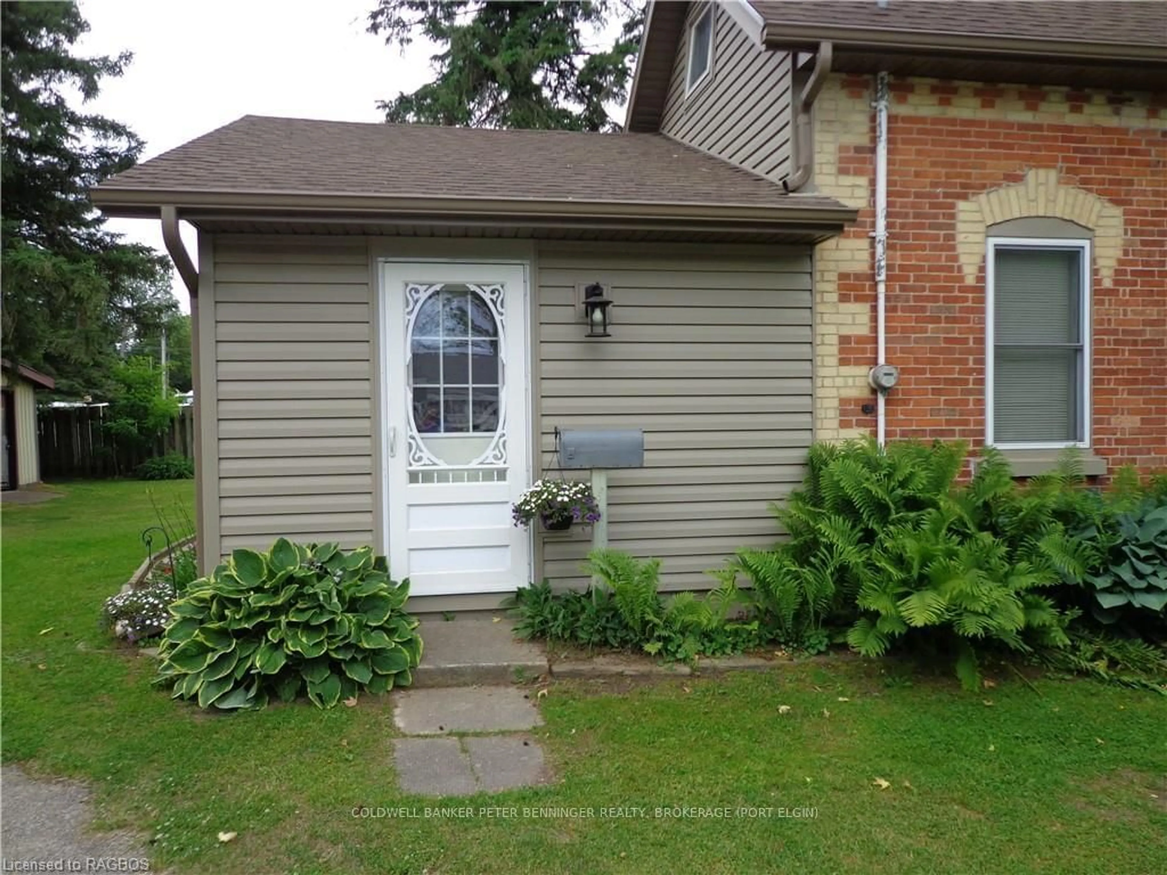 Frontside or backside of a home, cottage for 6 MURDOCH St, Arran-Elderslie Ontario N0G 2N0