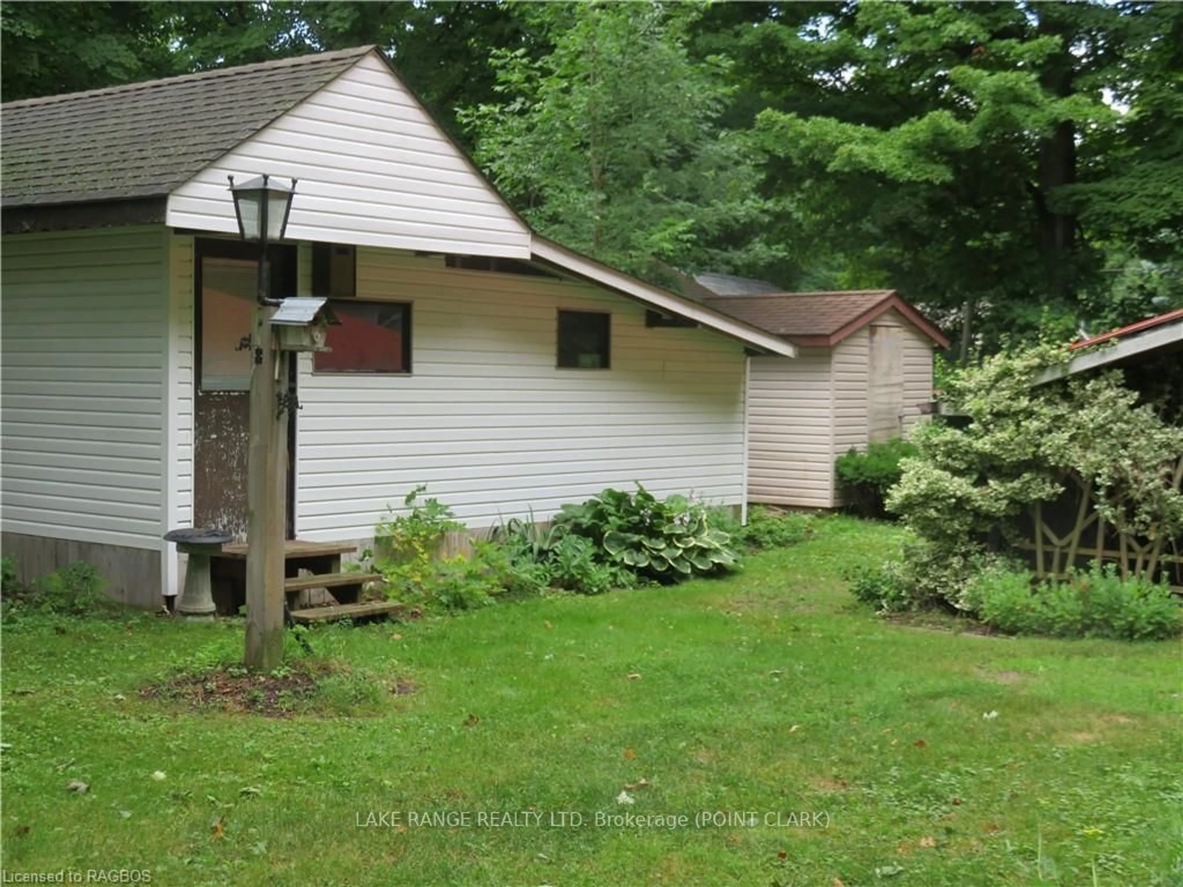 Frontside or backside of a home, cottage for 303 SAUK Crt, Huron-Kinloss Ontario N2Z 2X3