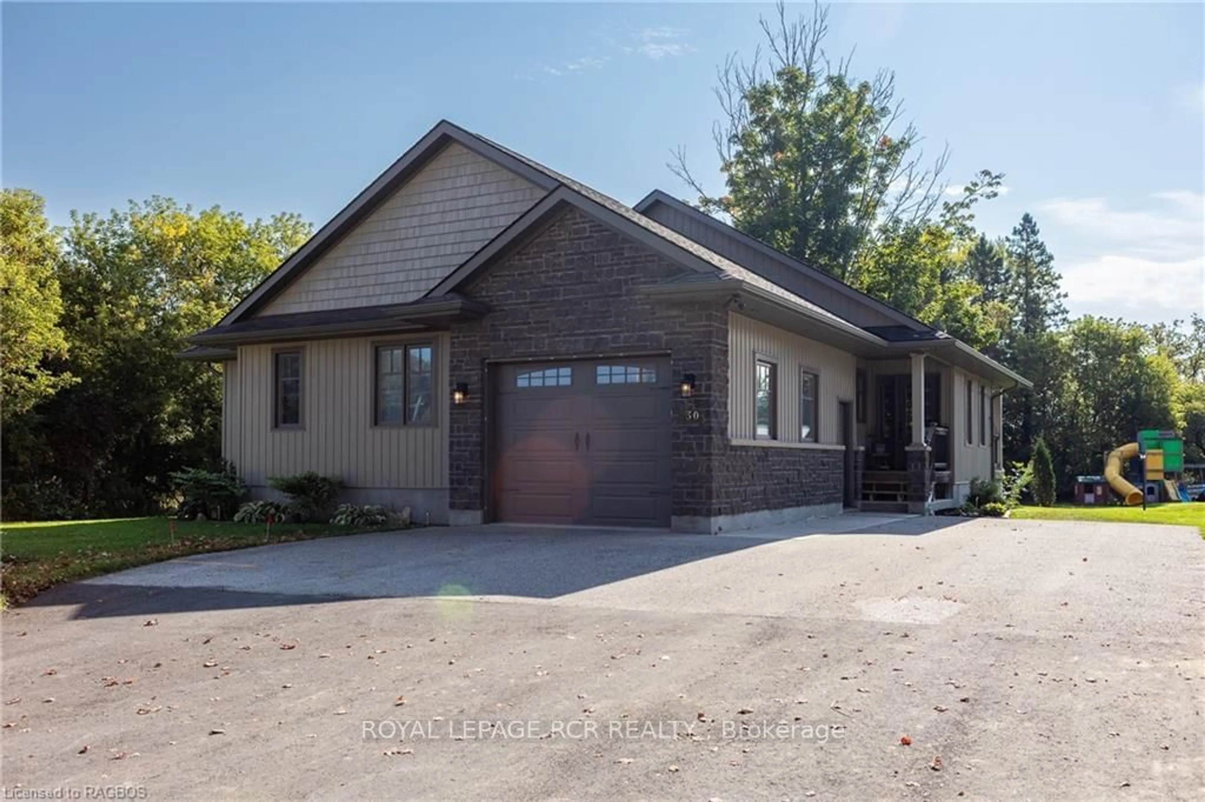 Frontside or backside of a home, cottage for 30 VICTORIA St, Southgate Ontario N0C 1B0