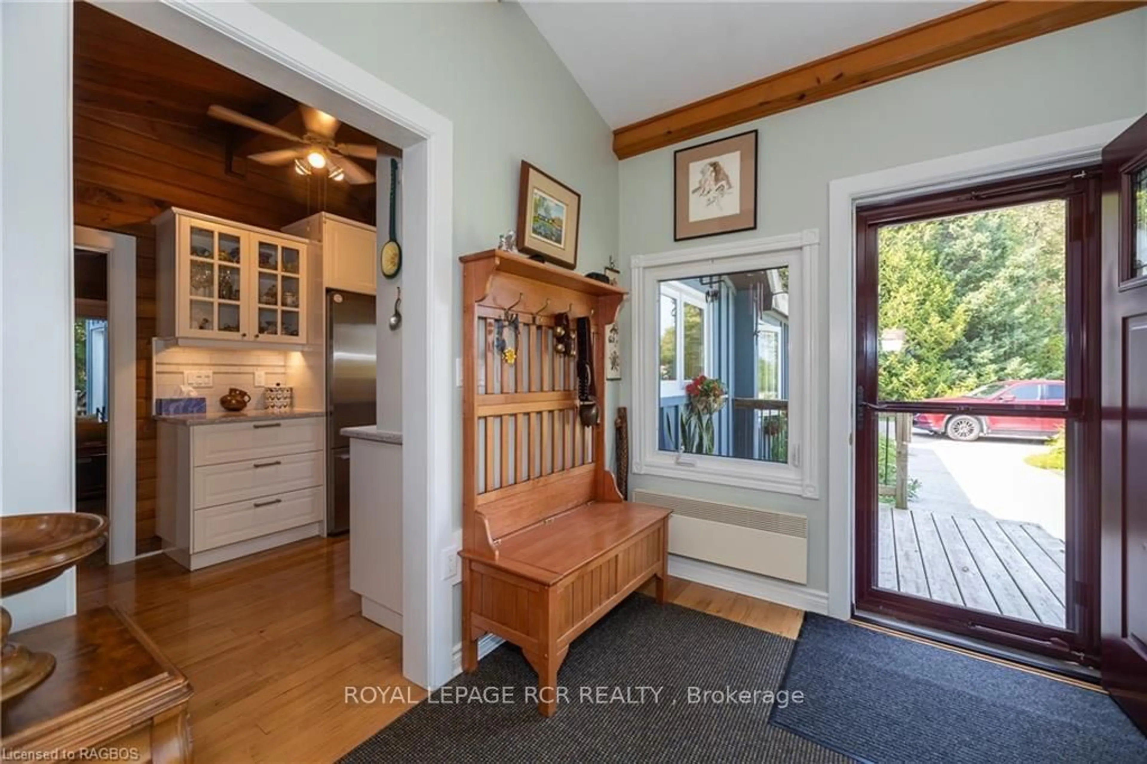 Indoor entryway, wood floors for 424135 CONCESSION ROAD 6, West Grey Ontario N0C 1H0