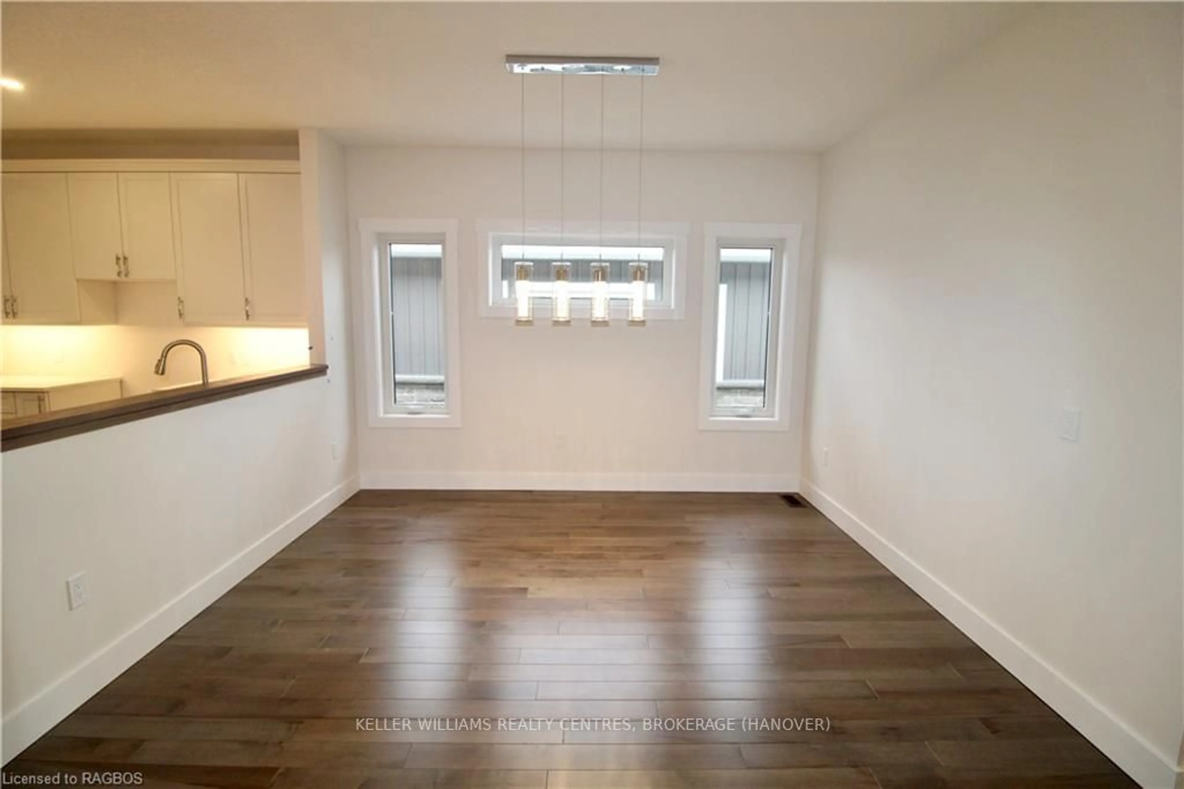 A pic of a room, wood floors for 612 25TH Ave, Hanover Ontario N4N 3B8