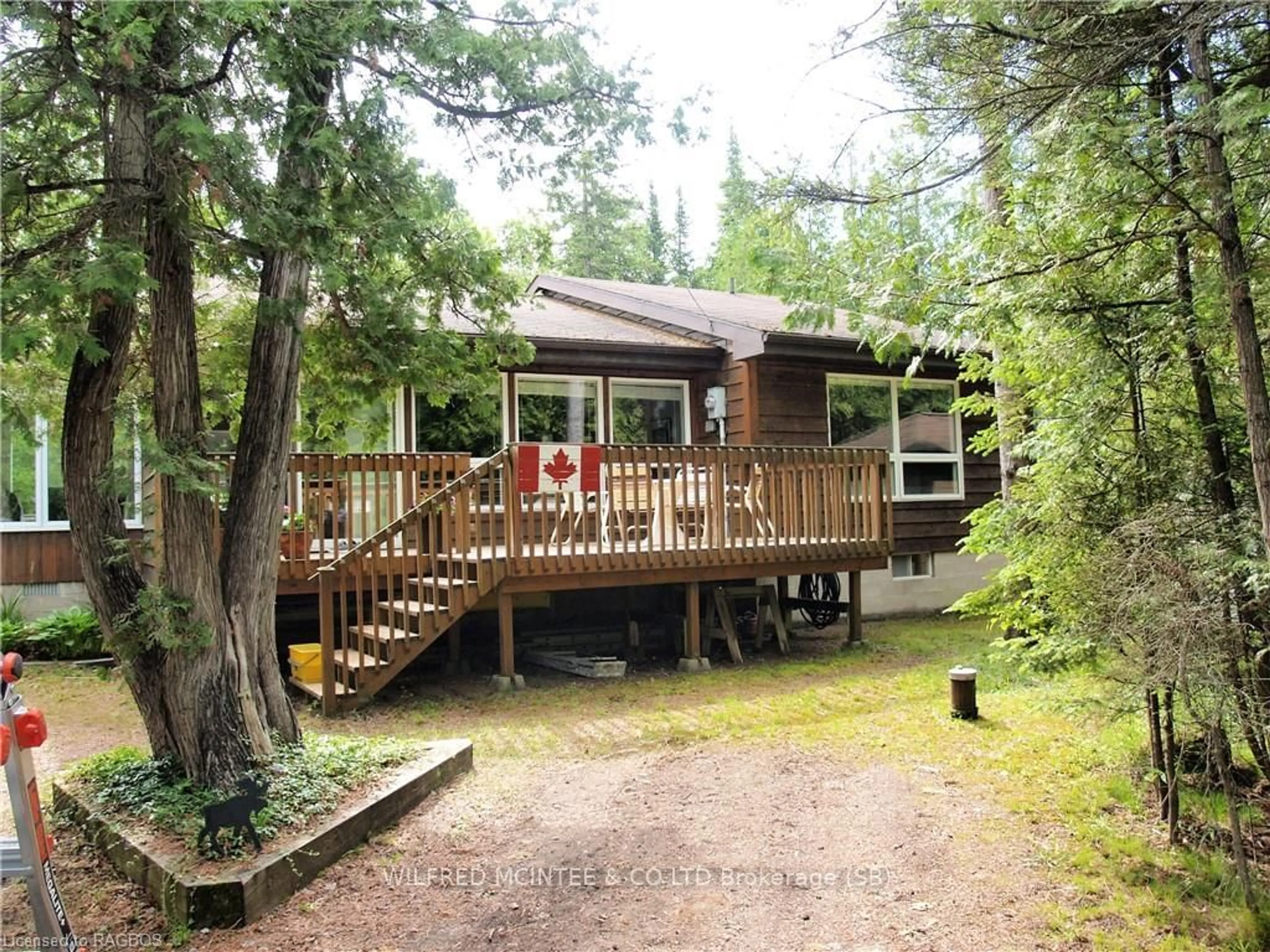 Frontside or backside of a home, cottage for 43 CHARLESWORTH Cres, South Bruce Peninsula Ontario N0H 2G0