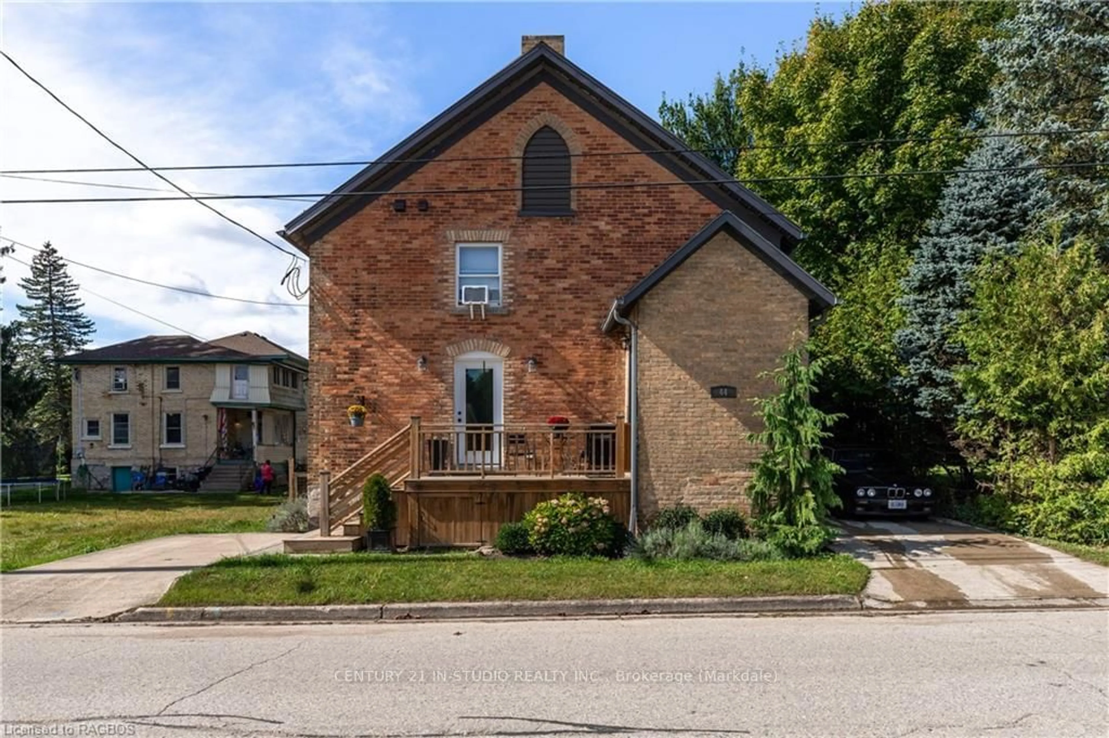 A pic from exterior of the house or condo, the street view for 44 2ND Ave, Arran-Elderslie Ontario N0G 1L0