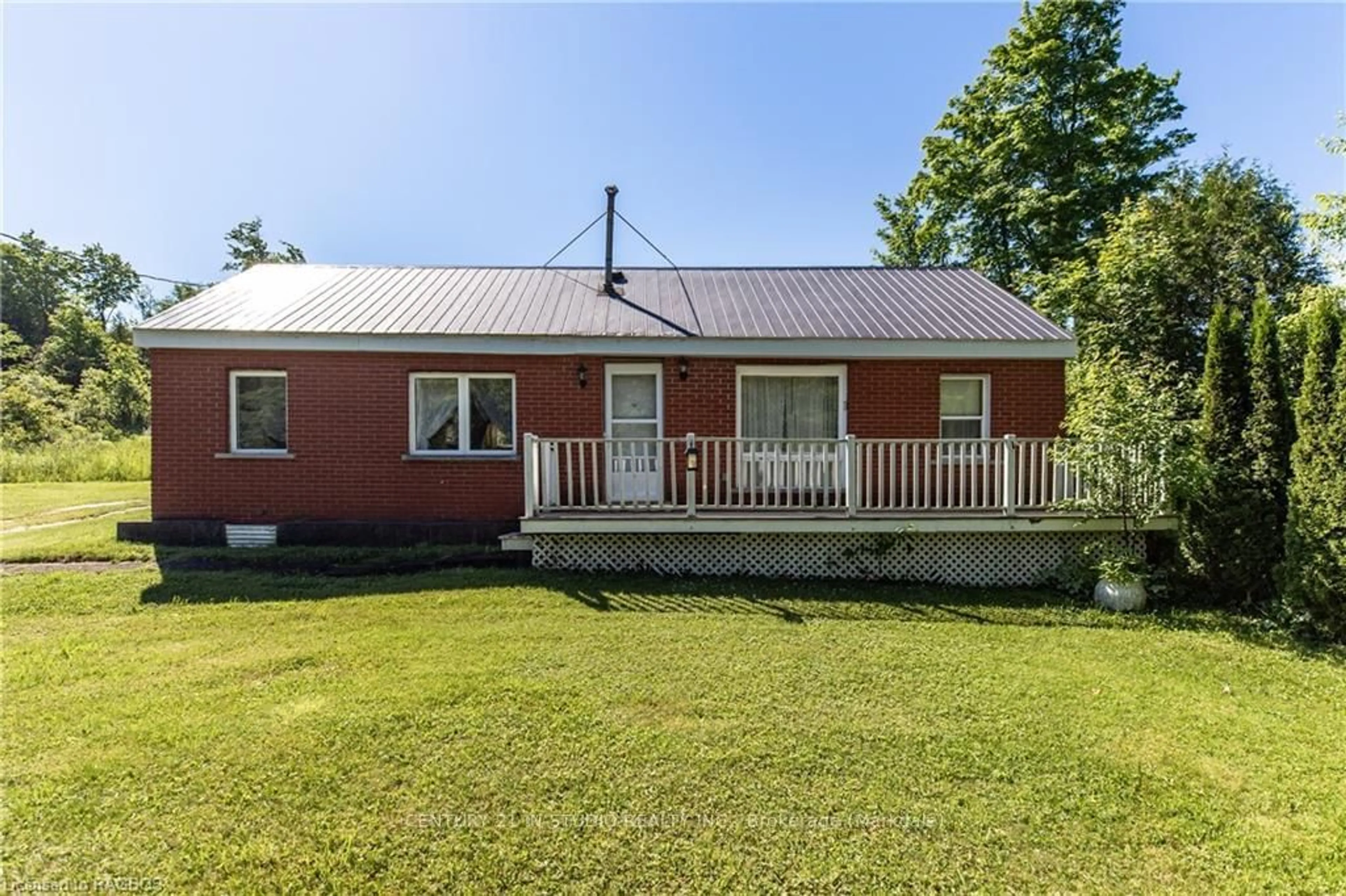 Frontside or backside of a home, cottage for 504452 GREY ROAD 12, West Grey Ontario N0C 1H0