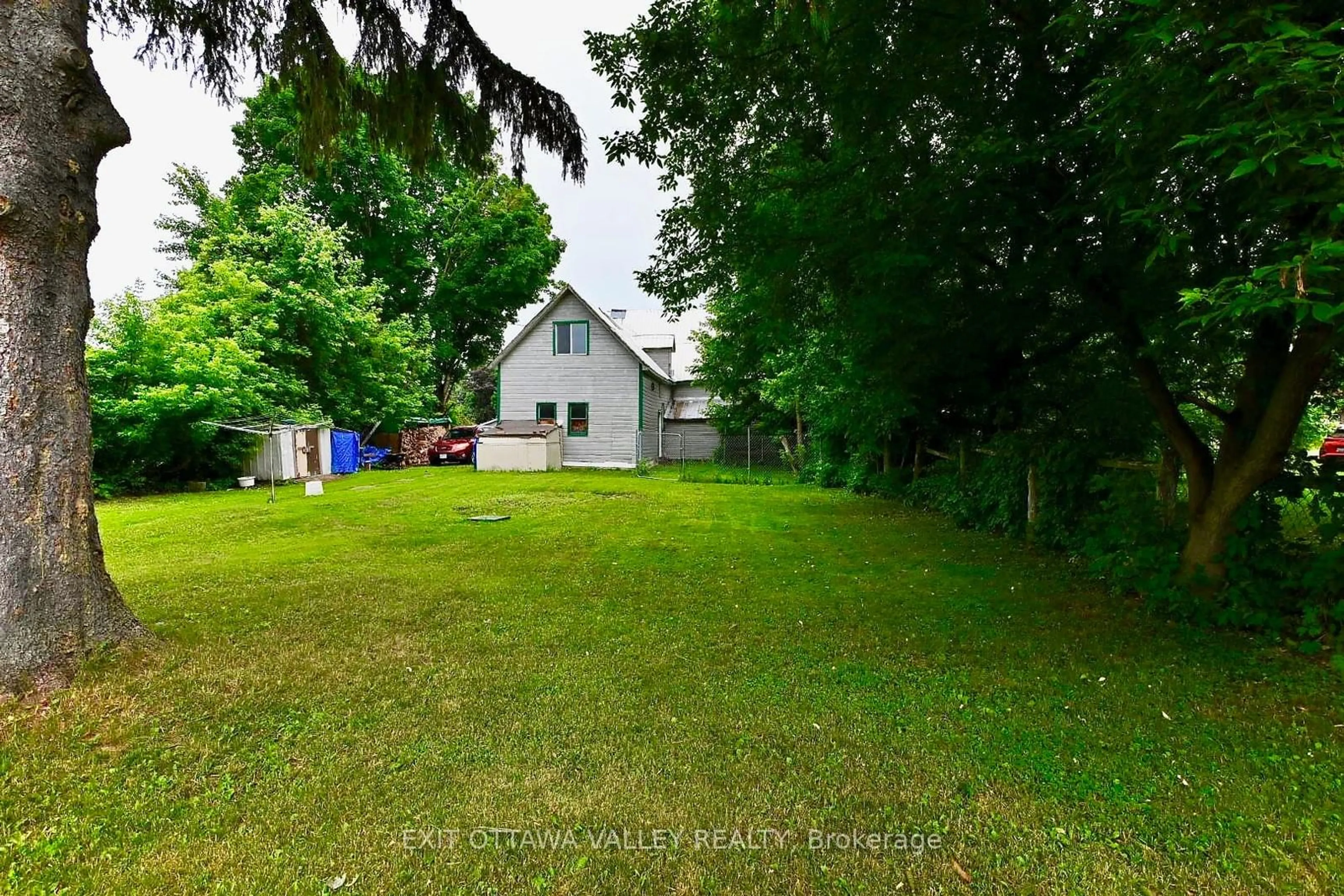 A pic from outside/outdoor area/front of a property/back of a property/a pic from drone, unknown for 27 Grace St, Whitewater Region Ontario K0J 2L0