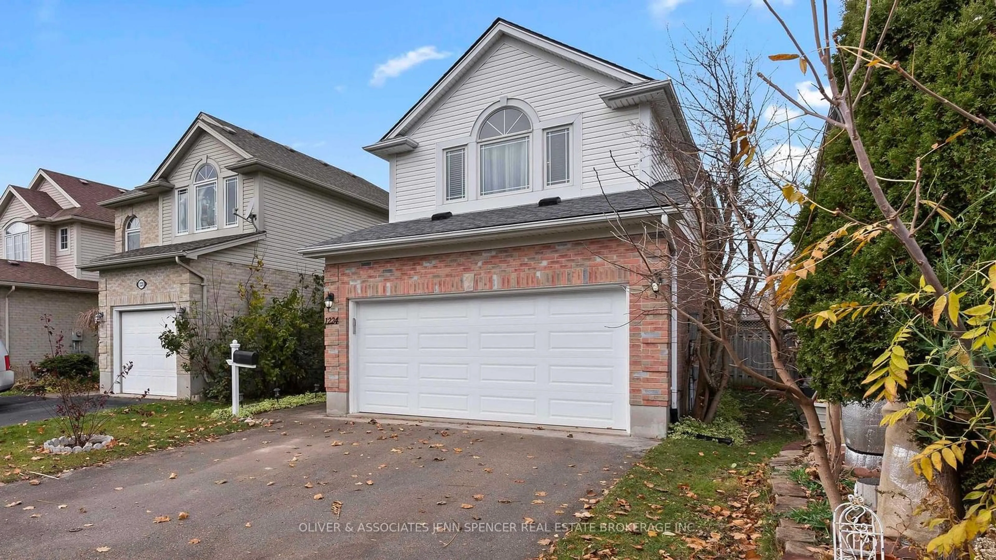 Frontside or backside of a home, the street view for 1224 Blackmaple Dr, London Ontario N5Y 5V4