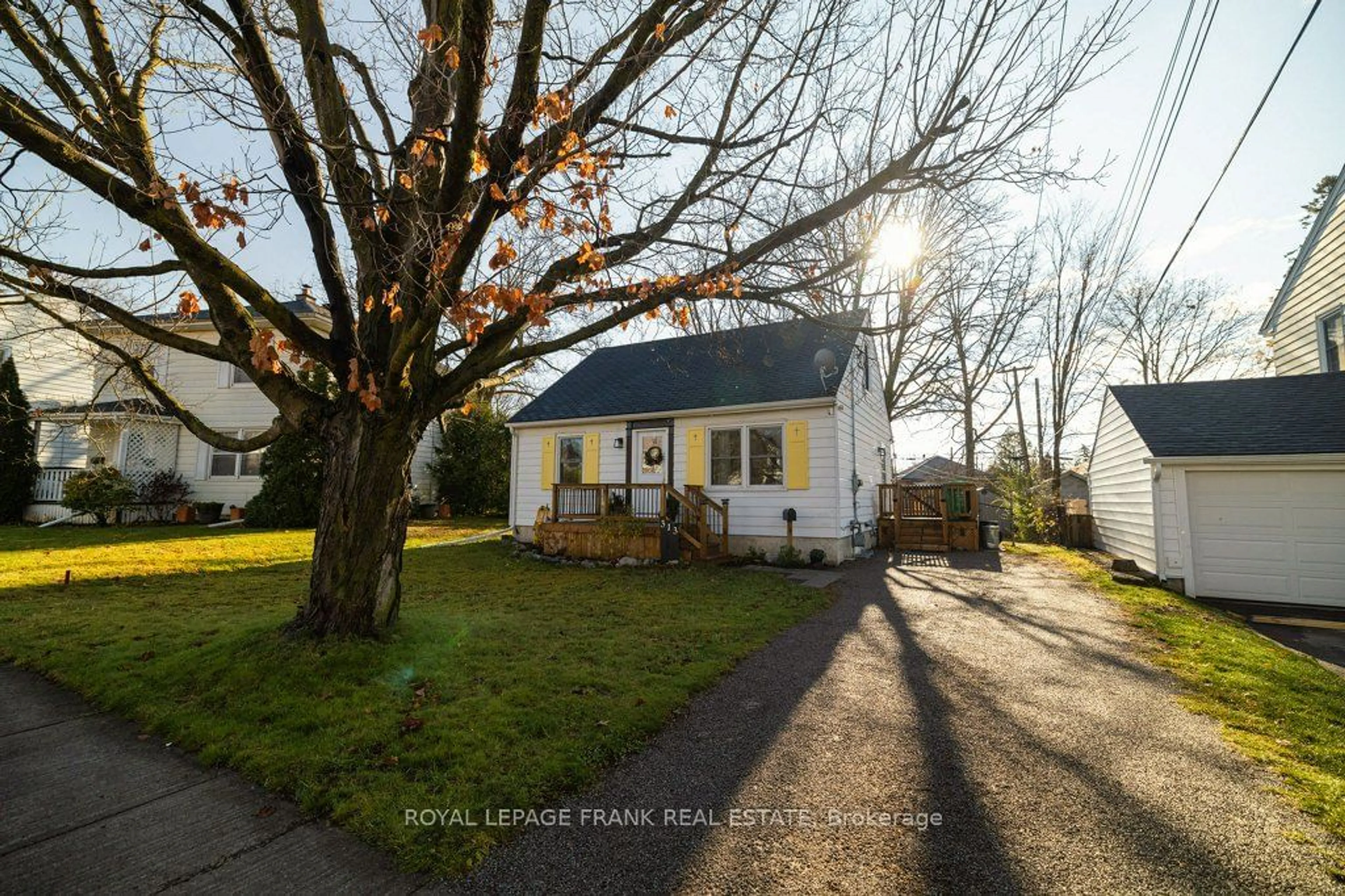 Frontside or backside of a home, cottage for 313 Mason Ave, Peterborough Ontario K9H 4W4