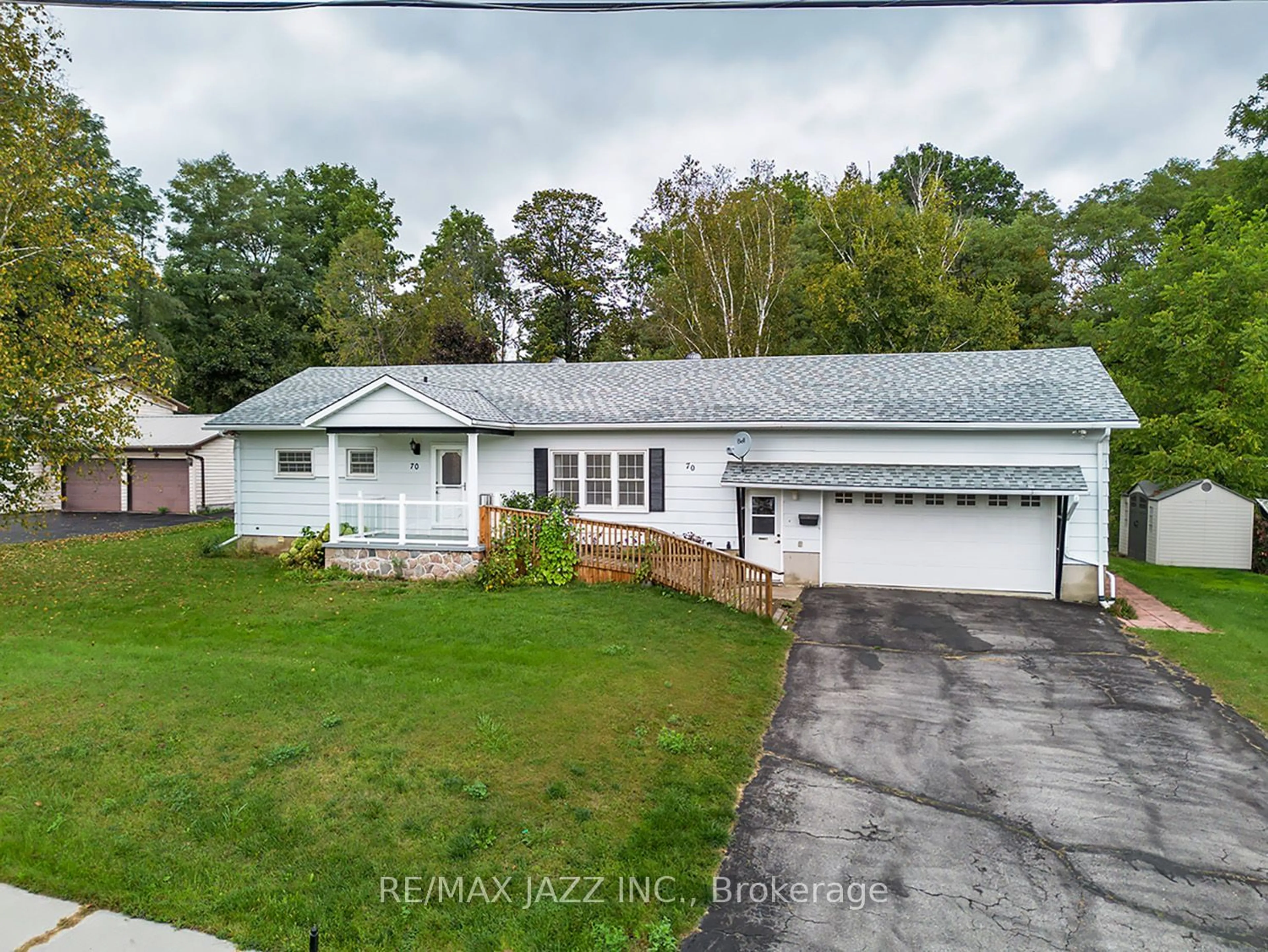 Frontside or backside of a home, cottage for 70 Livingstone Ave, Madoc Ontario K0K 2K0