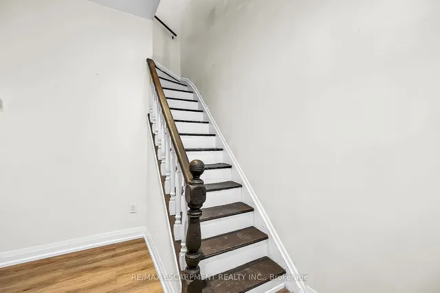 Additional property image - 346 Emerald St