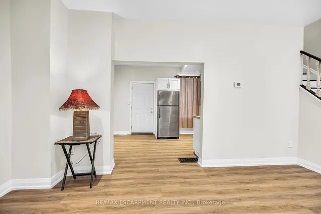 Additional property image - 346 Emerald St