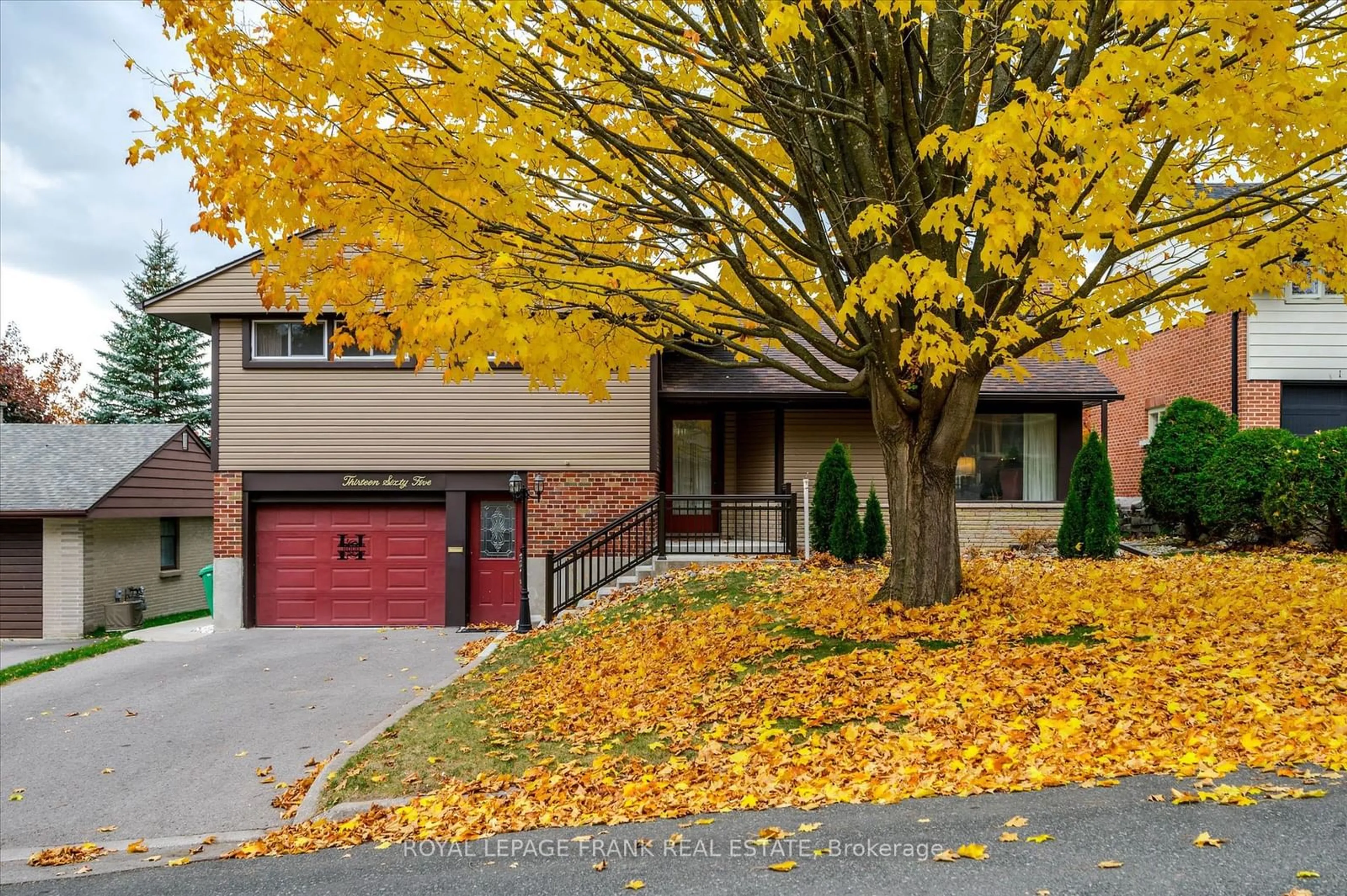 A pic from exterior of the house or condo, cottage for 1365 Dobbin Ave, Peterborough Ontario K9J 6B1