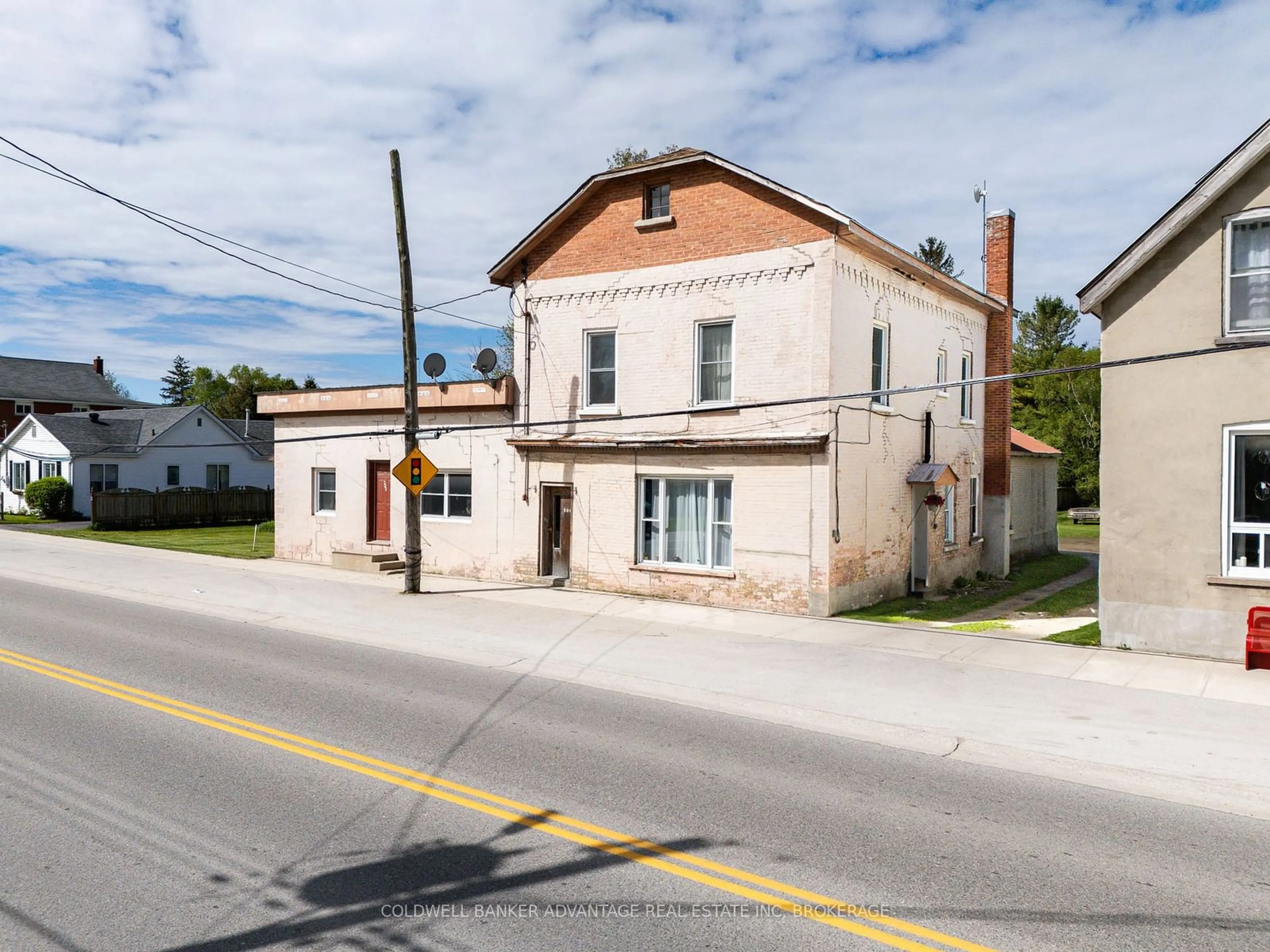 Frontside or backside of a home, the street view for 502 Bruce St, South Bruce Peninsula Ontario N0H 1P0