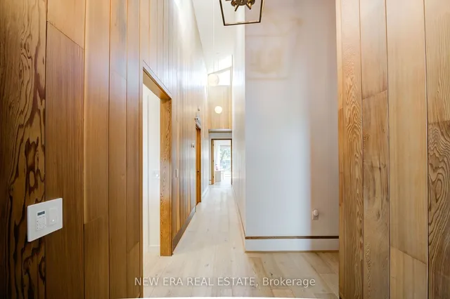 Additional property image - 380 Parkside Dr