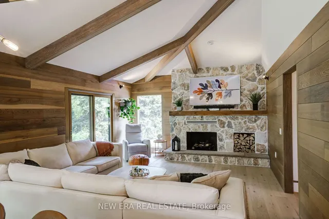 Additional property image - 380 Parkside Dr