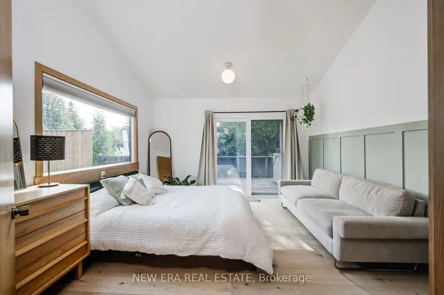 Additional property image - 380 Parkside Dr