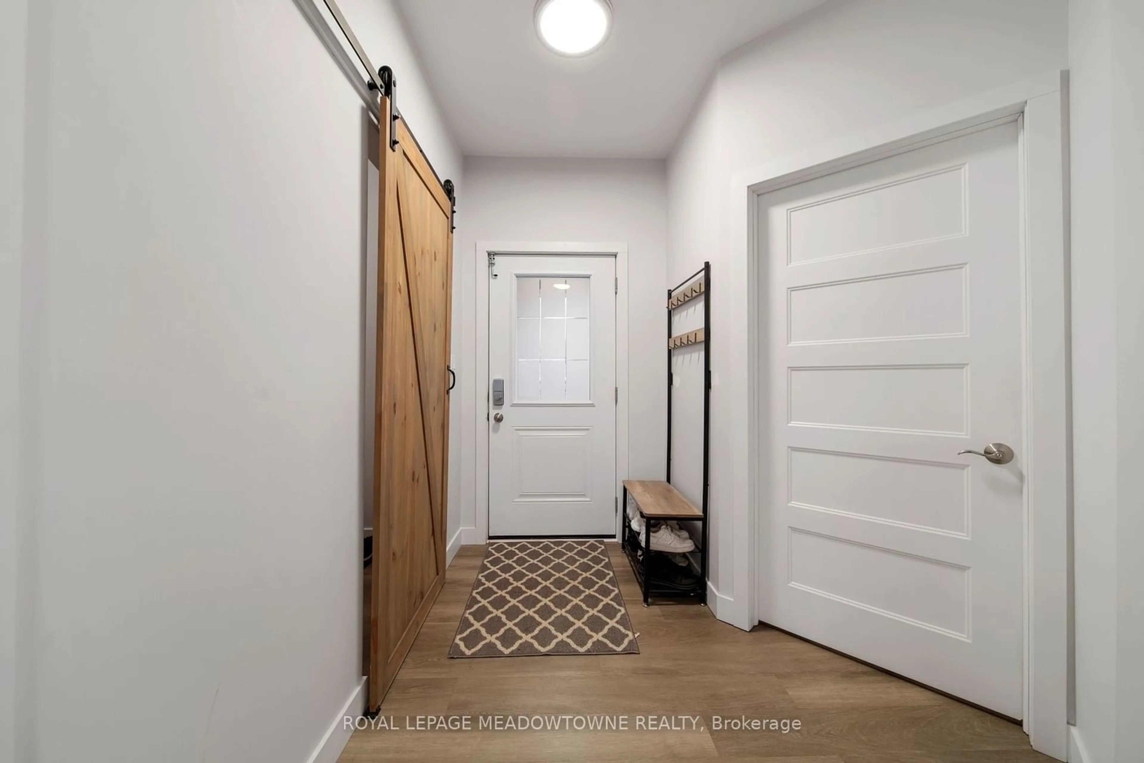 Indoor entryway, wood floors for 218 Elora St, Minto Ontario N0G 1Z0