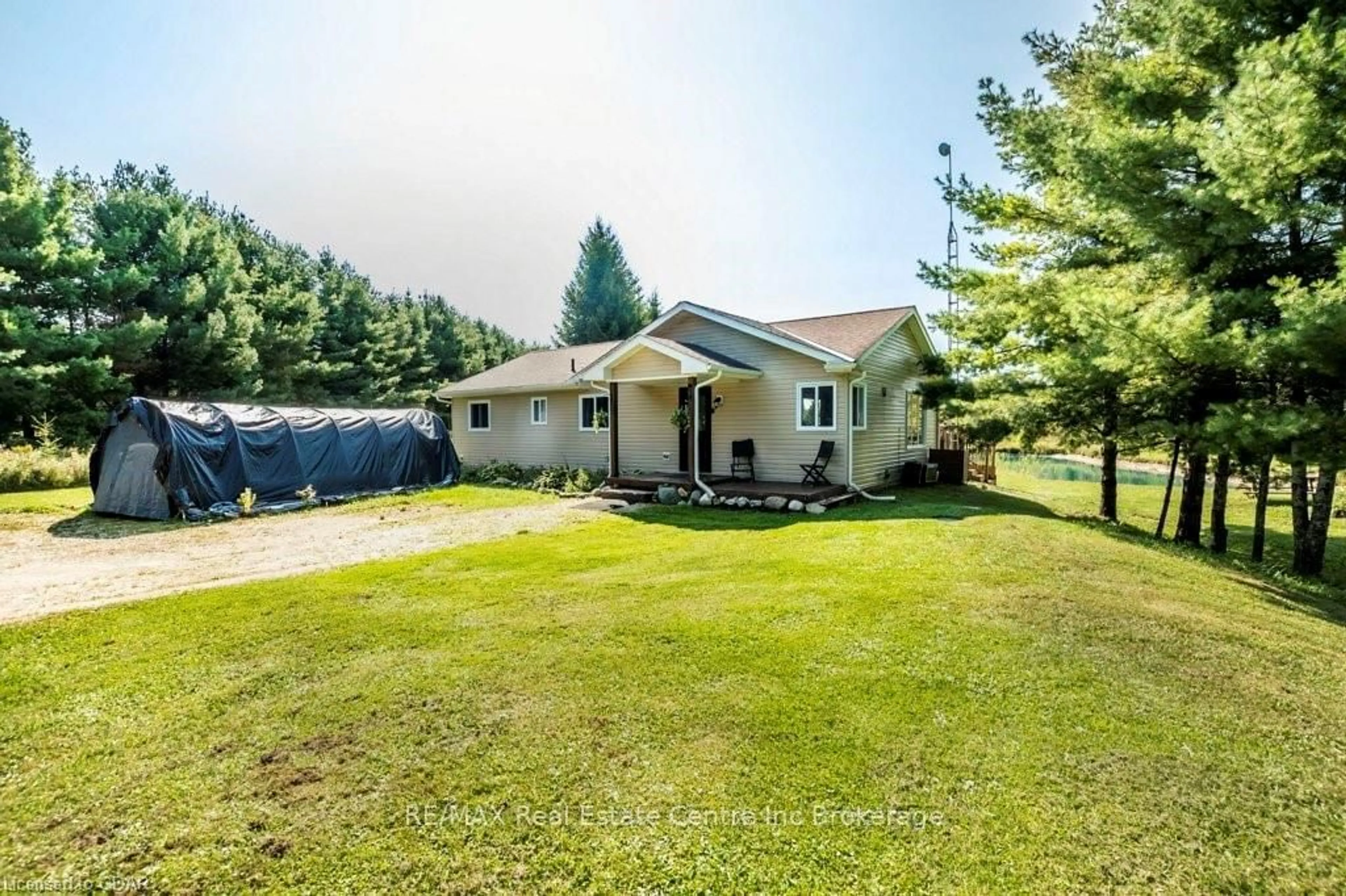 Frontside or backside of a home, cottage for 225400 SOUTHGATE ROAD 22 Rd, Southgate Ontario N0C 1B0