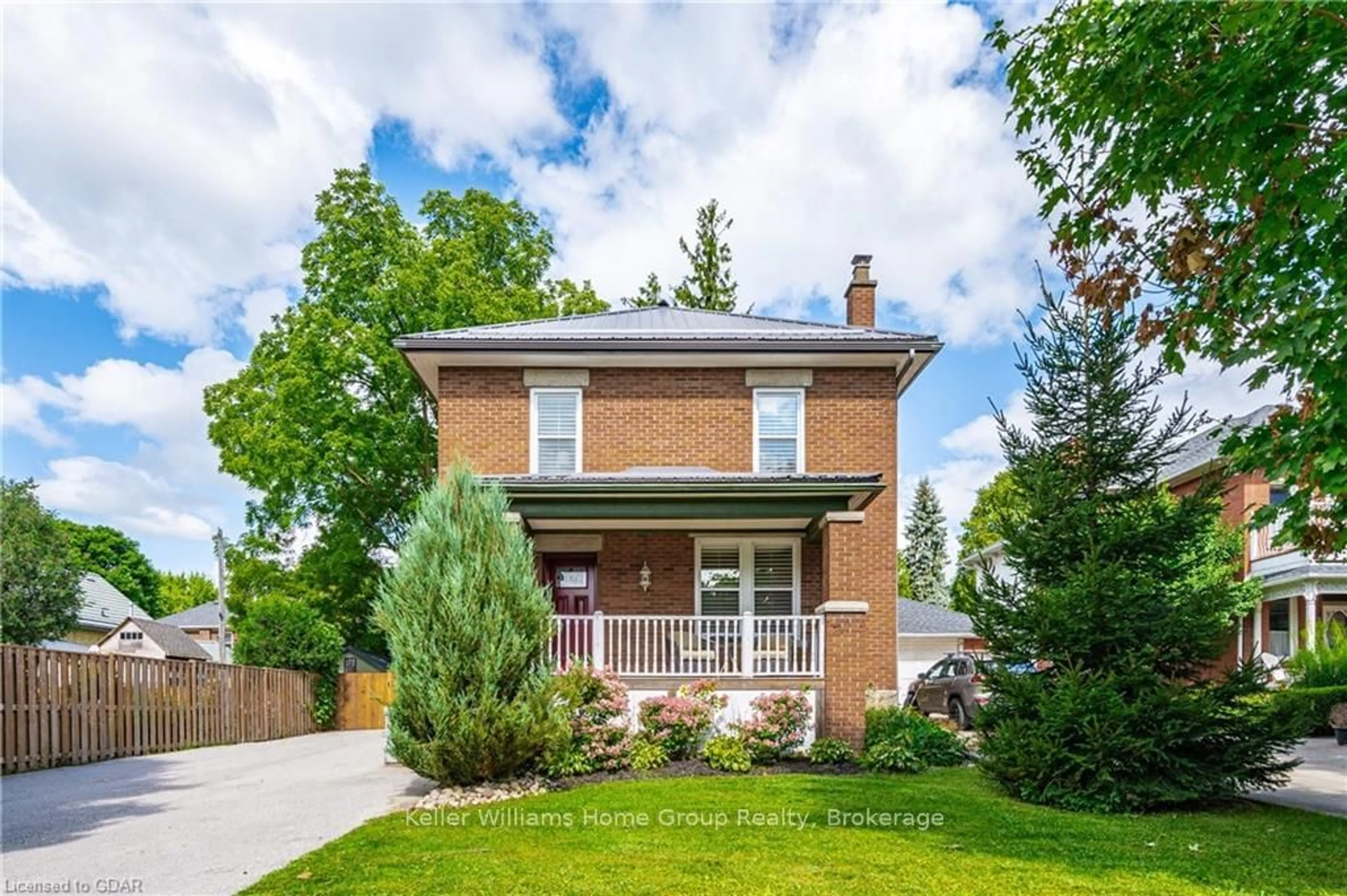 Frontside or backside of a home, cottage for 129 GARAFRAXA St, Centre Wellington Ontario N1M 1C8