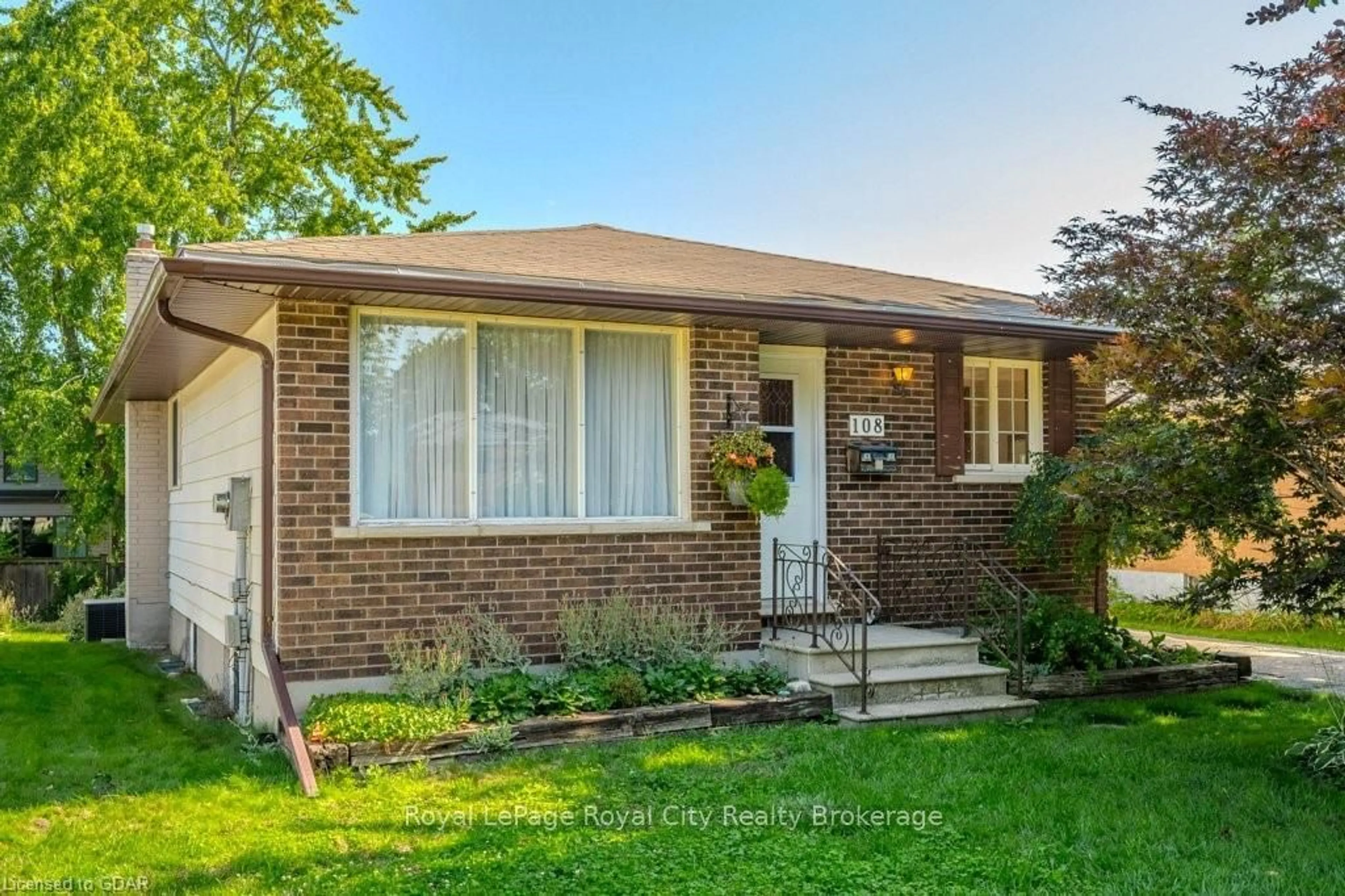 Home with brick exterior material for 108 BRANT AVE, Guelph Ontario N1E 1G3