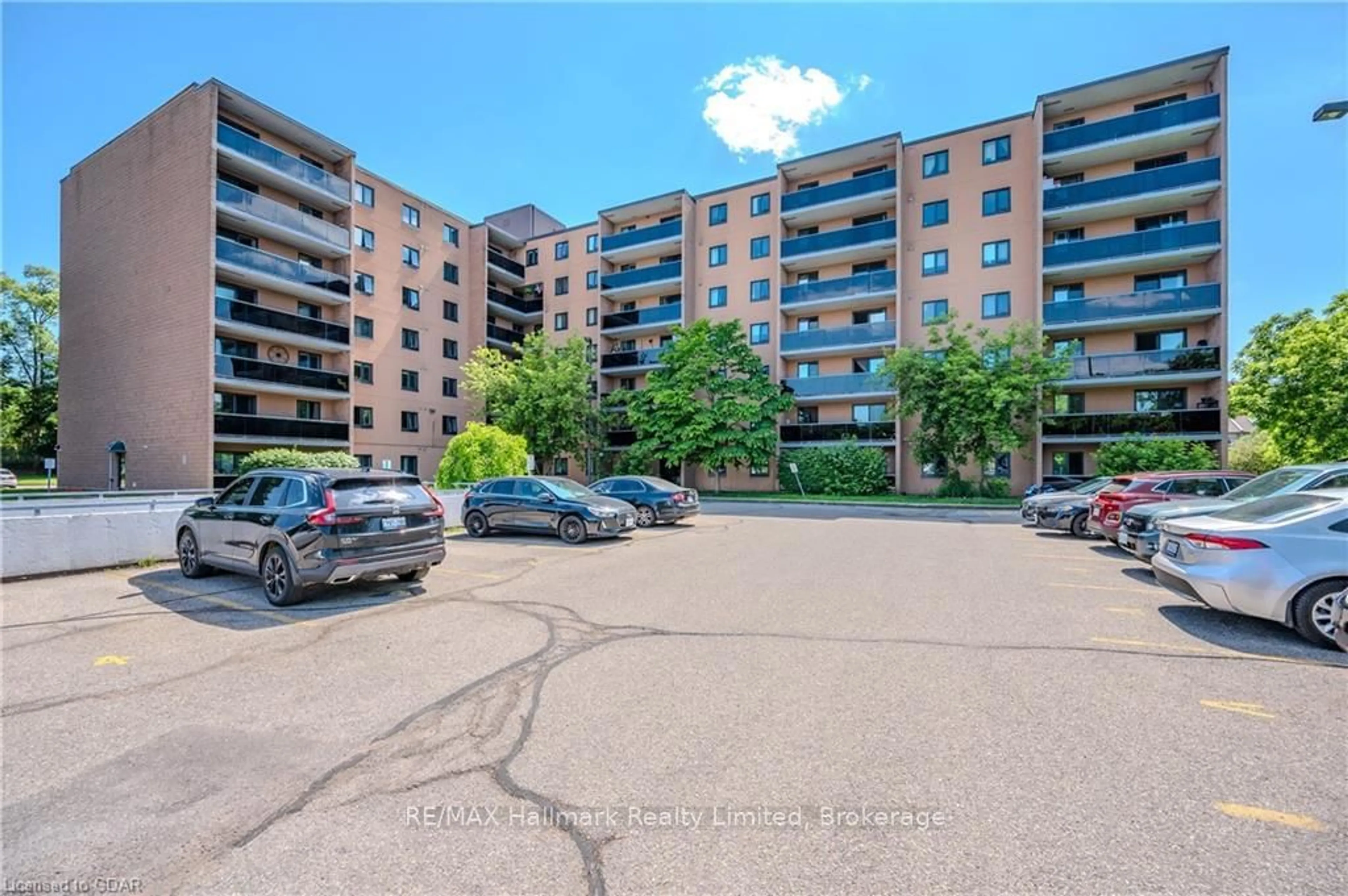 A pic from exterior of the house or condo, the street view for 29 WEST Ave #707, Kitchener Ontario N2M 5E4