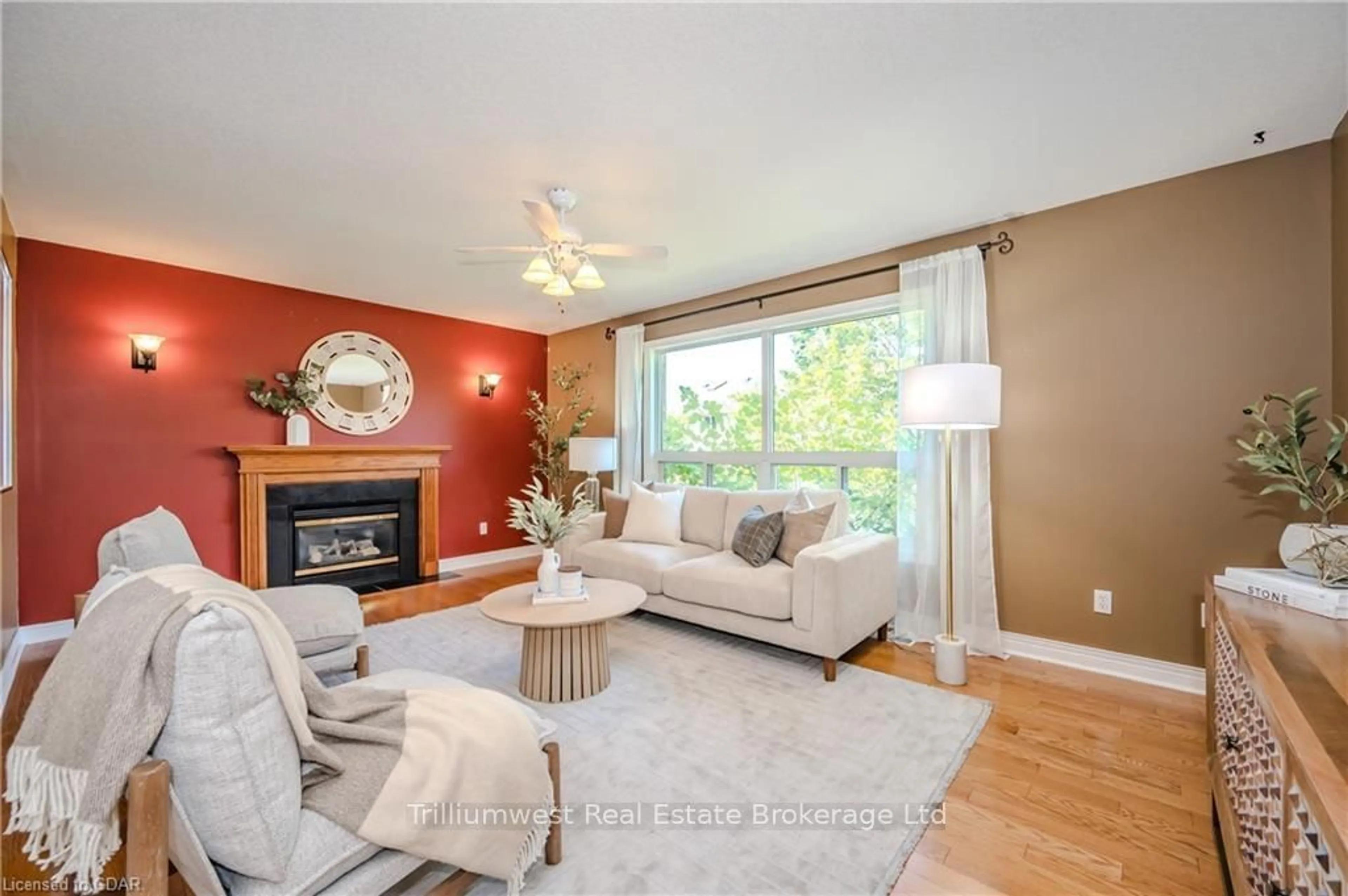 Living room, wood floors for 67 MUNROE Cres, Guelph Ontario N1G 5E4