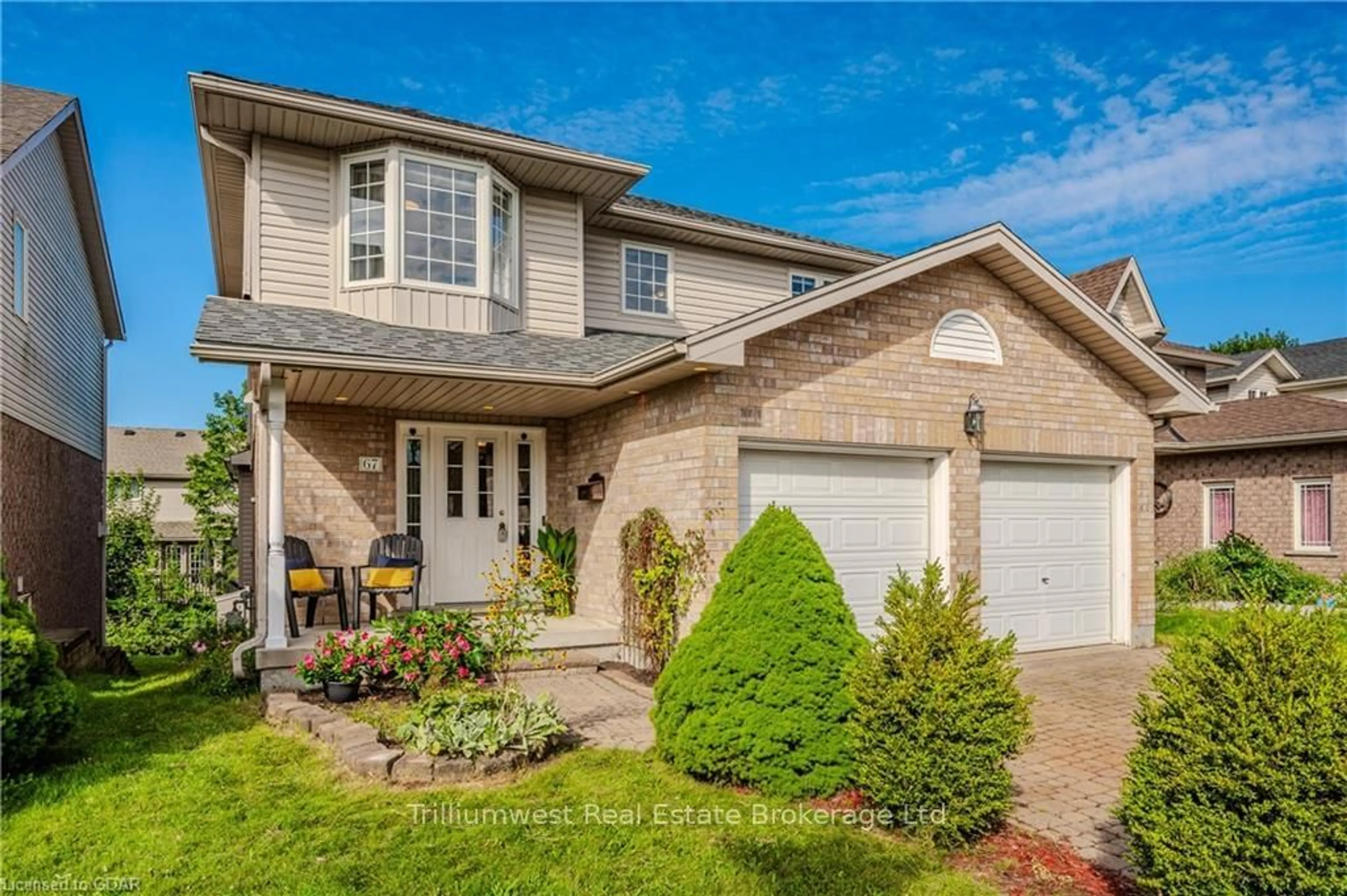 Frontside or backside of a home, cottage for 67 MUNROE Cres, Guelph Ontario N1G 5E4