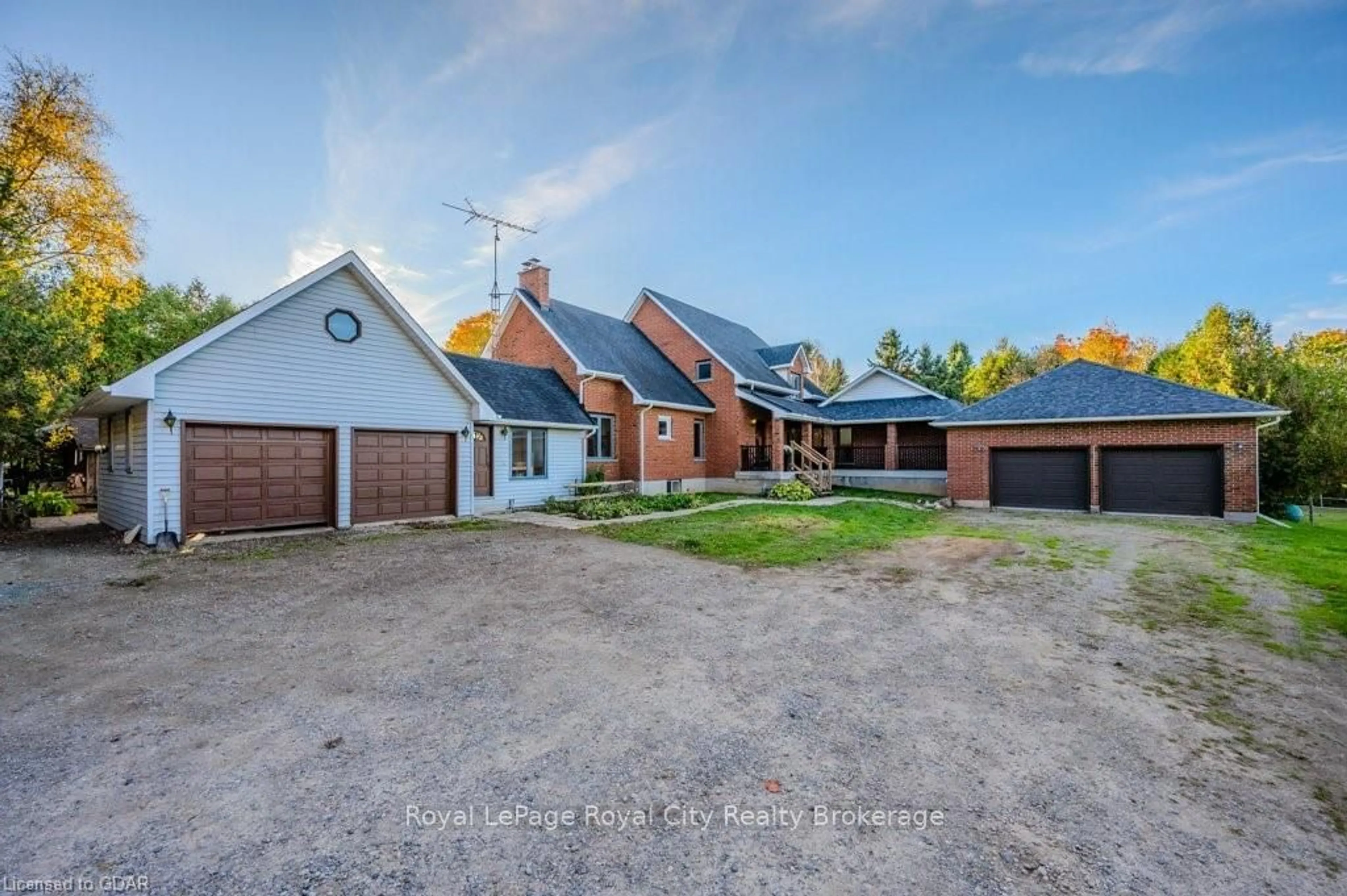 Frontside or backside of a home, cottage for 5822 2ND Line, Erin Ontario L0N 1N0