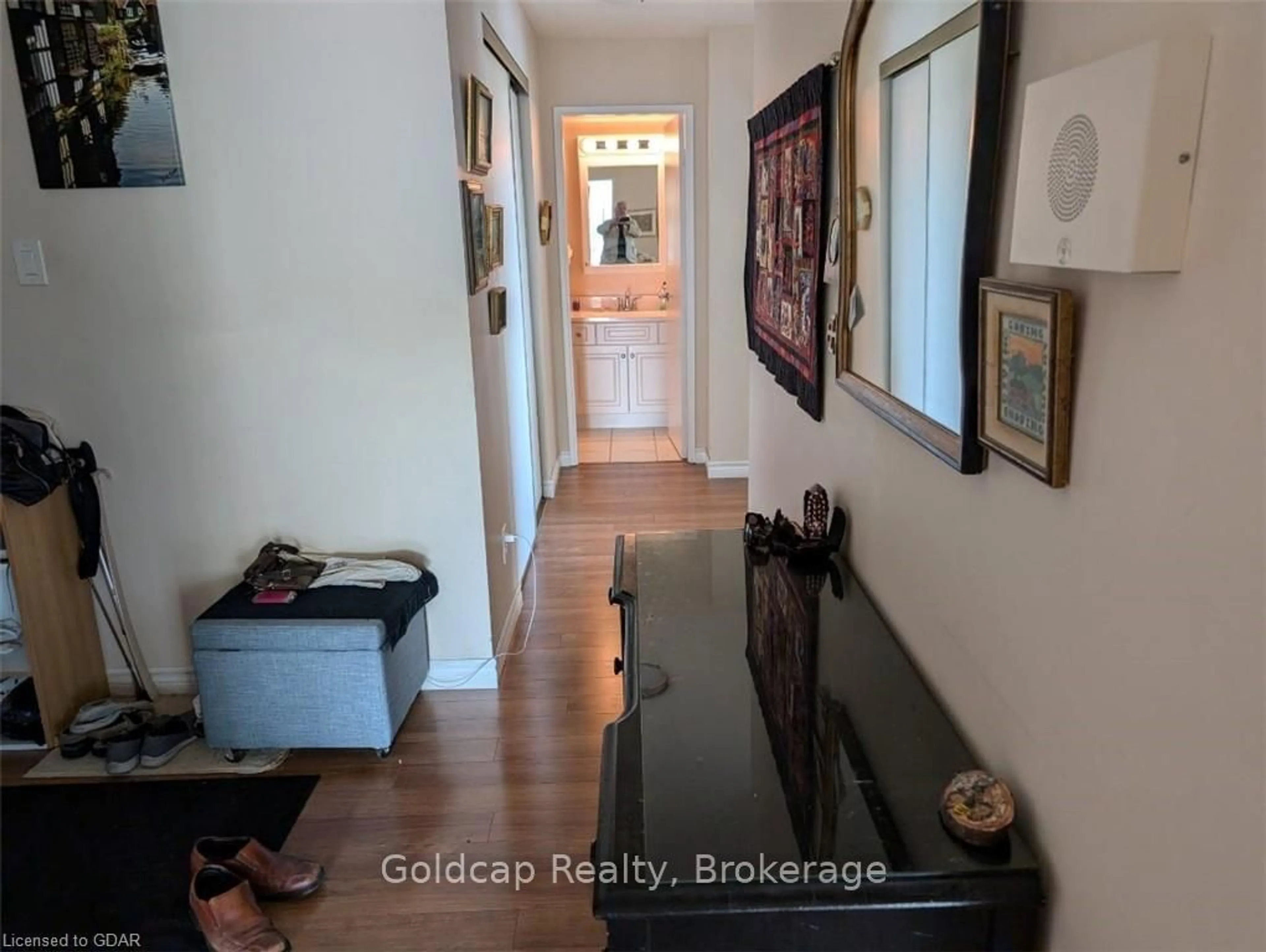 Indoor entryway, wood floors for 23 WOODLAWN Rd #510, Guelph Ontario N1H 7G6