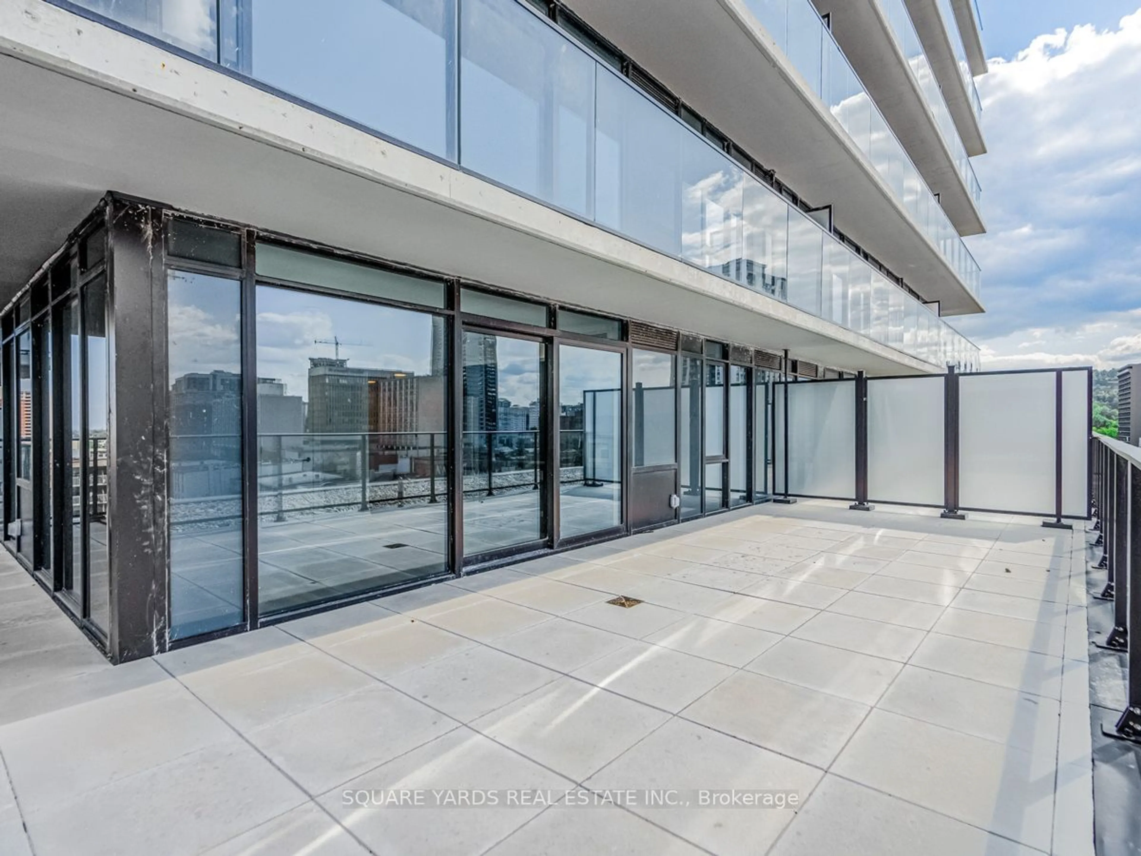 Indoor foyer, cement floor for 1 Jarvis St #1010, Hamilton Ontario L8R 3J2