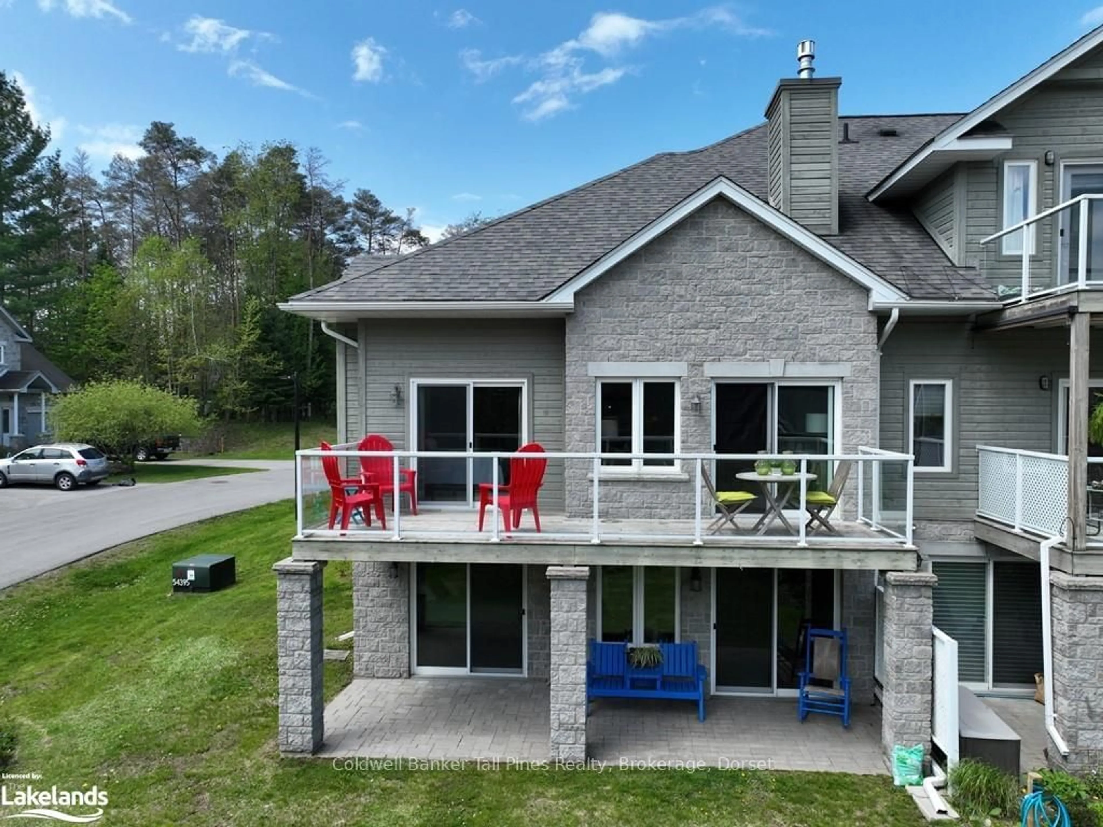 Frontside or backside of a home, cottage for 38 WEBB Circ, Dysart et al Ontario K0M 1S0