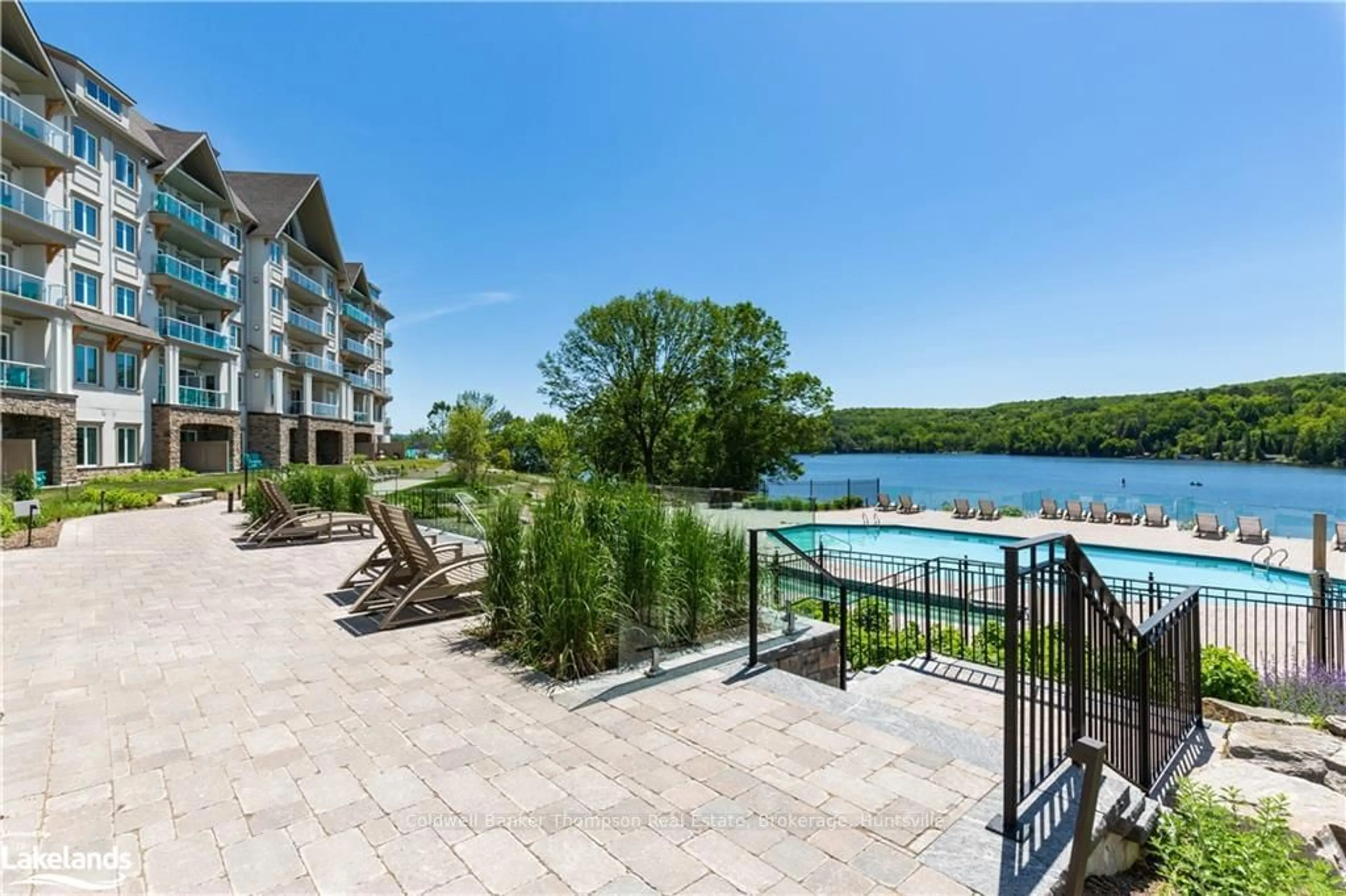 Patio, the view of lake or river for 25 PEN LAKE POINT Rd #009, Huntsville Ontario P1H 1A9