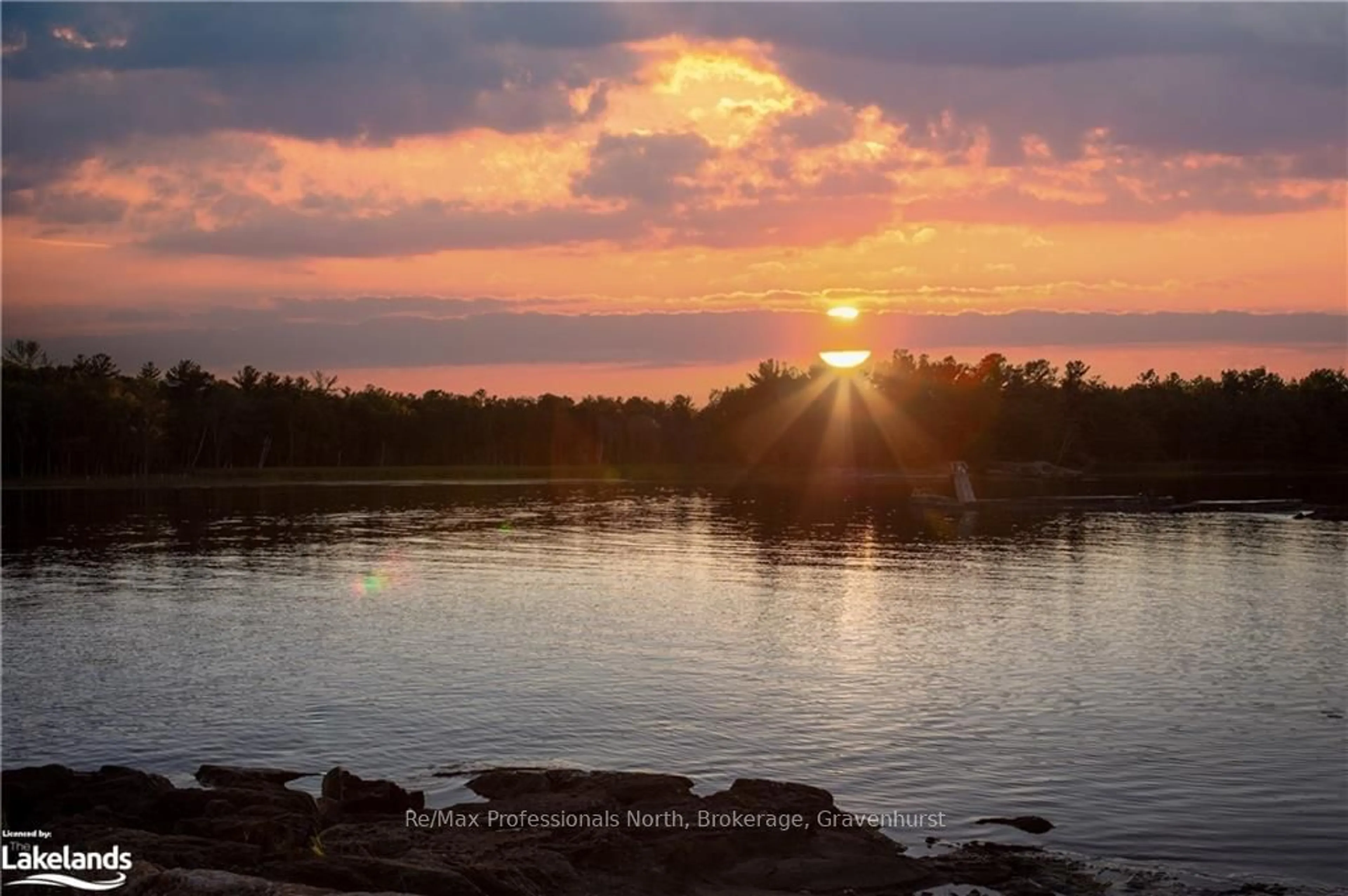 A pic of a room for 32 A11, The Archipelago Ontario P0G 1K0