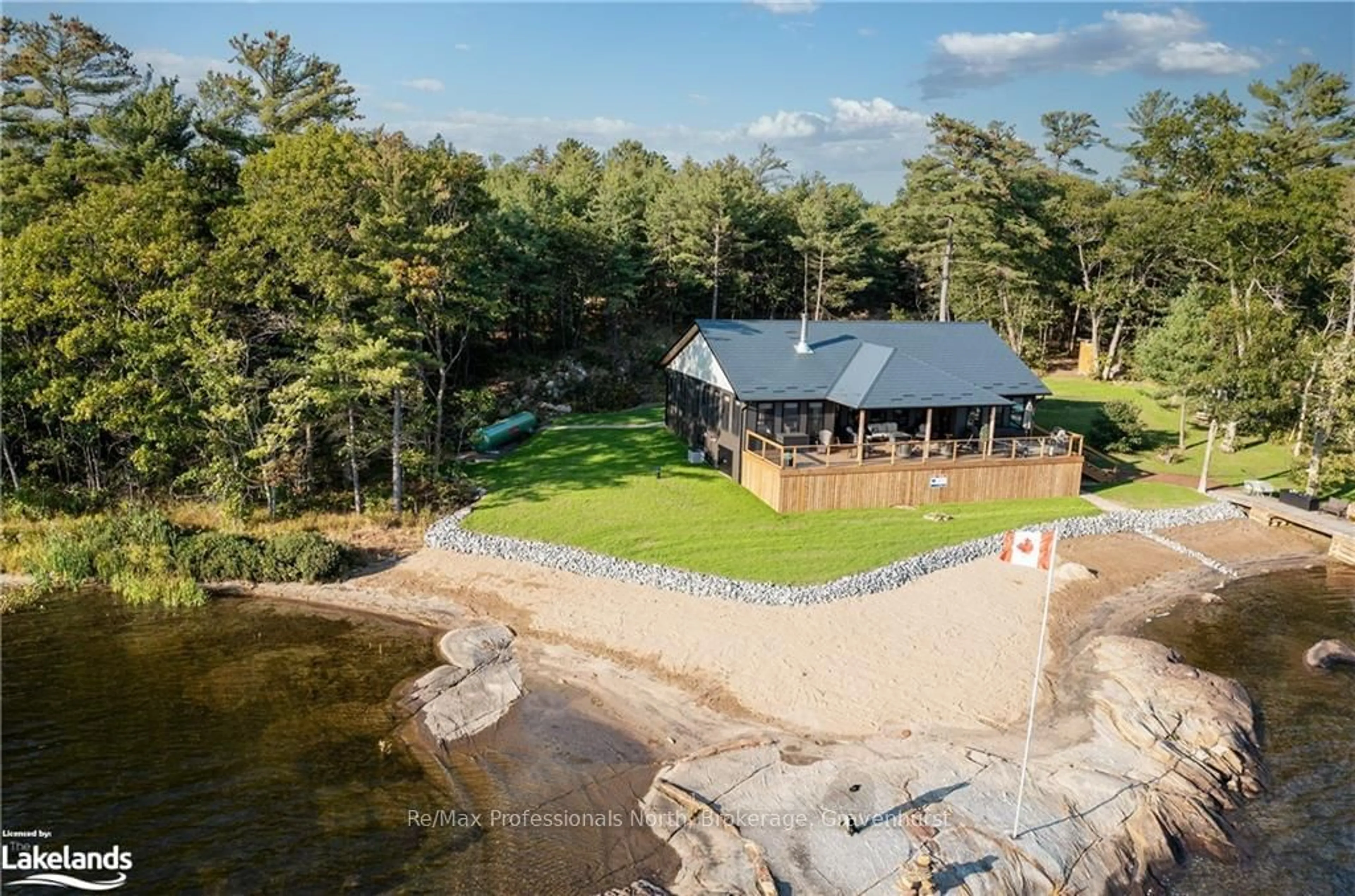 Patio, cottage for 32 A11, The Archipelago Ontario P0G 1K0