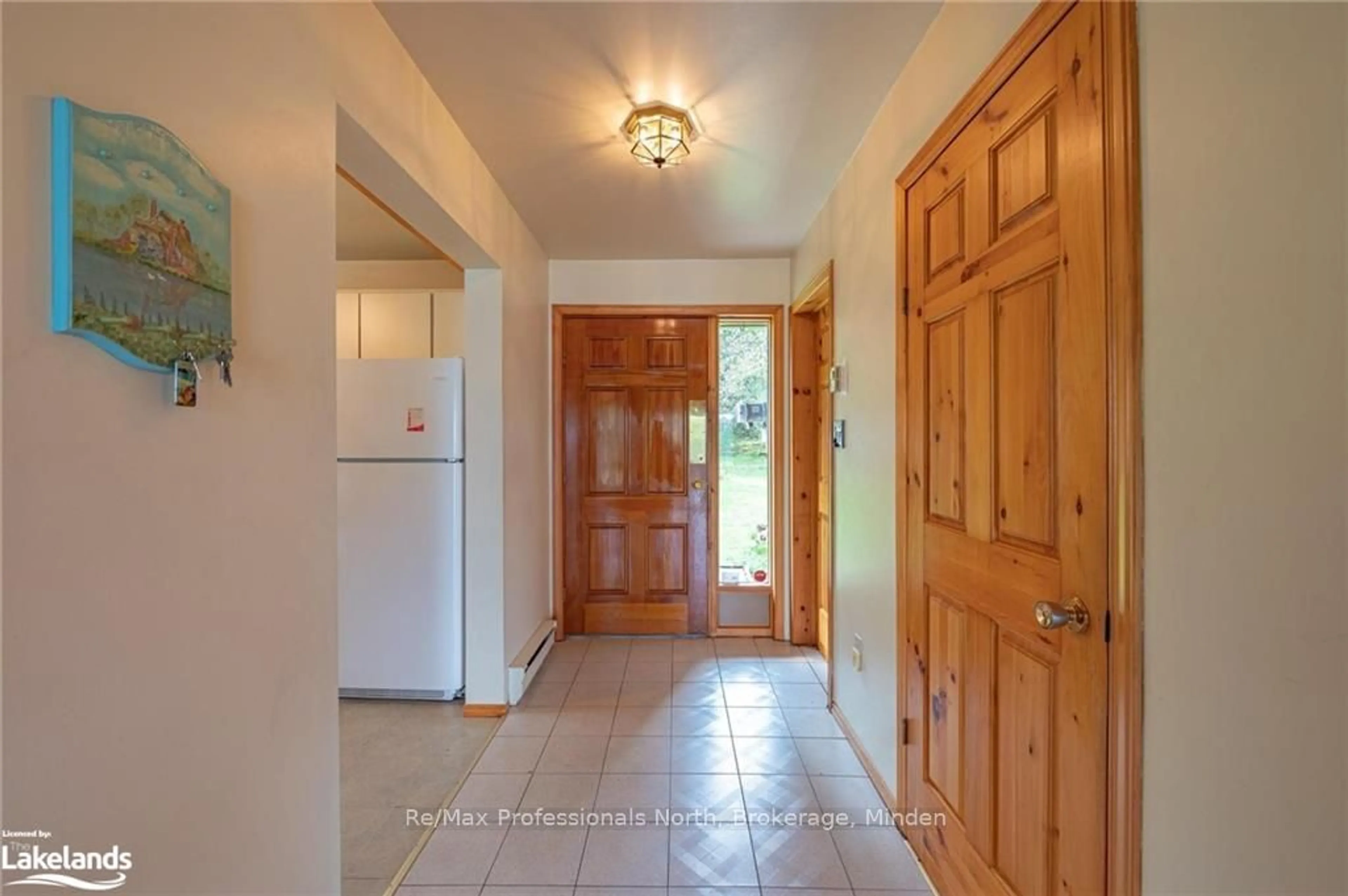 Indoor entryway, wood floors for 1070 GLAMORGAN Rd, Highlands East Ontario K0M 1R0