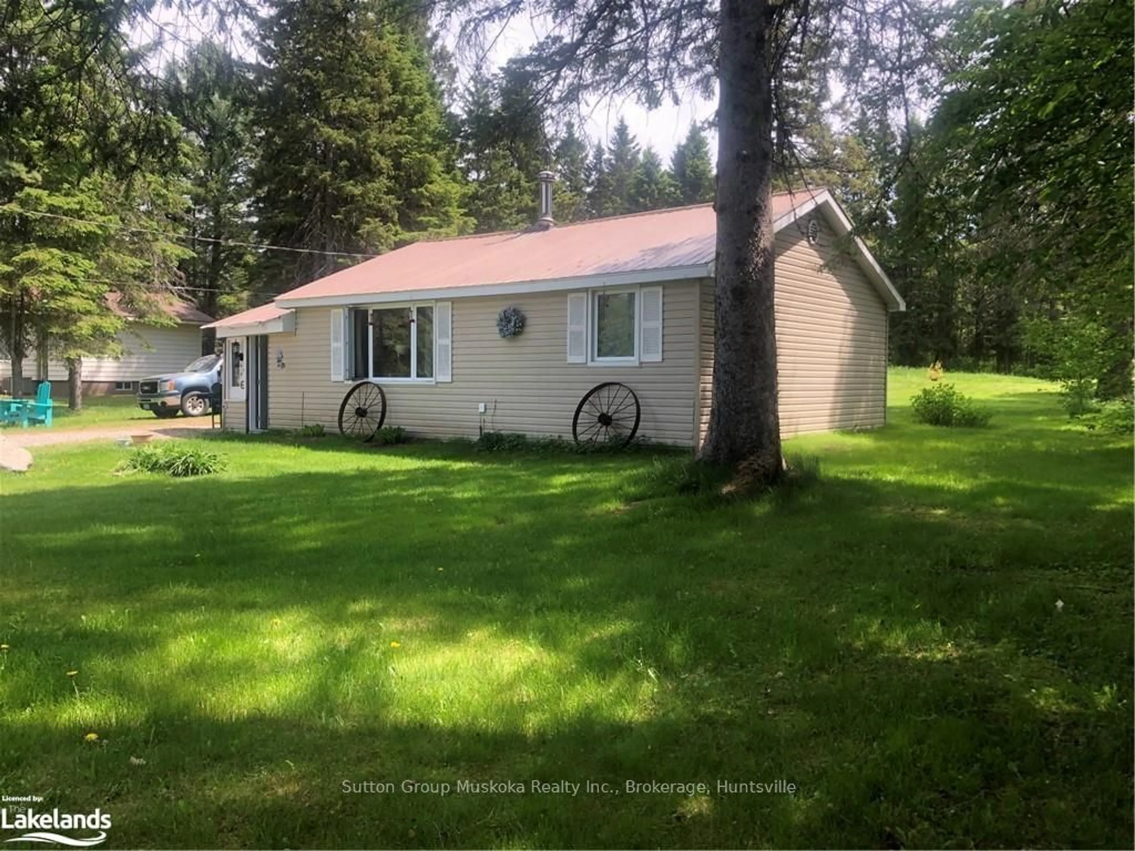 Frontside or backside of a home, cottage for 25 DOE LAKE Rd, Armour Ontario P0A 1L0