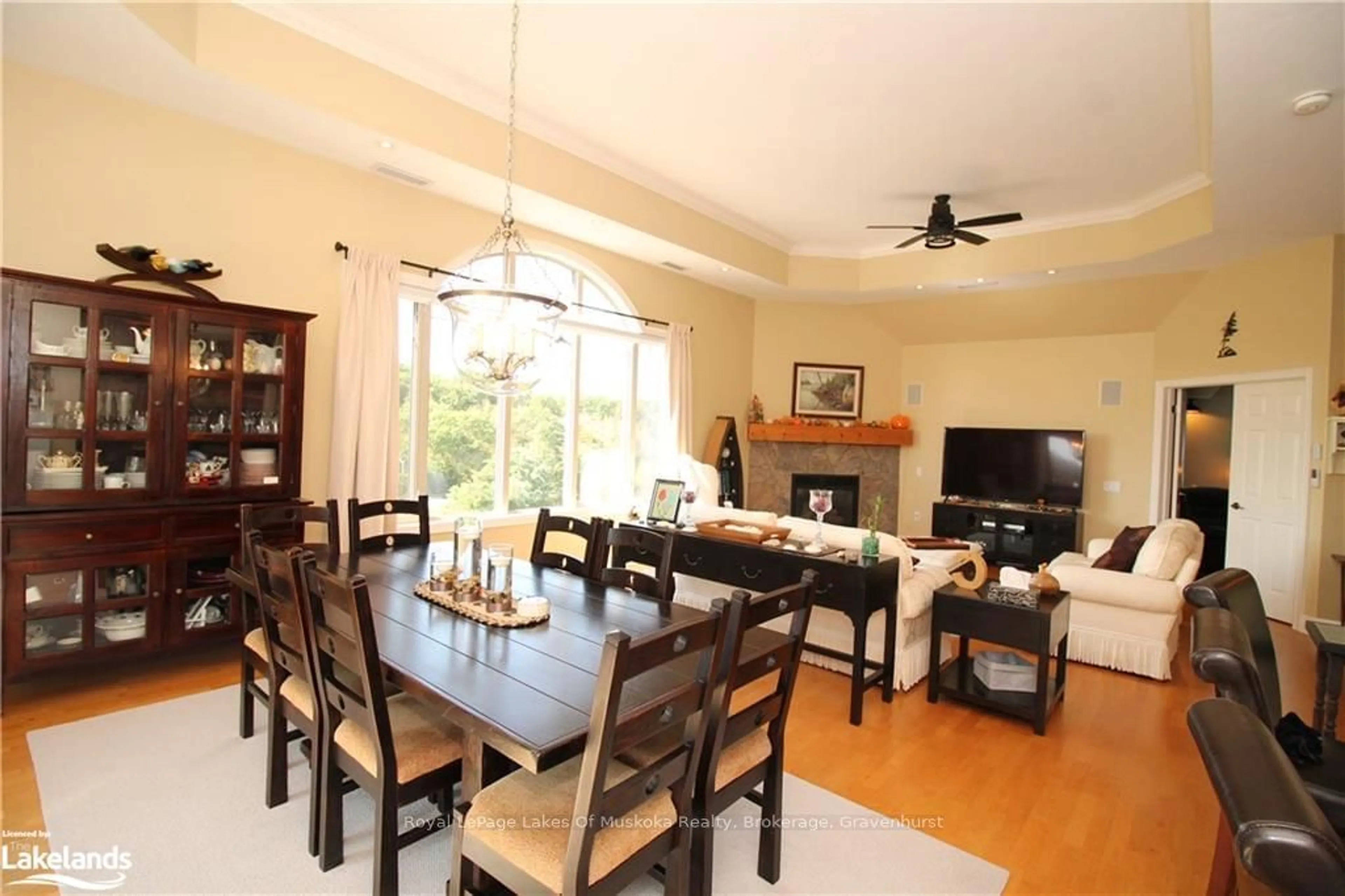 Dining room, wood floors, cottage for 130 STEAMSHIP BAY Rd #601, Gravenhurst Ontario P1P 1Z9