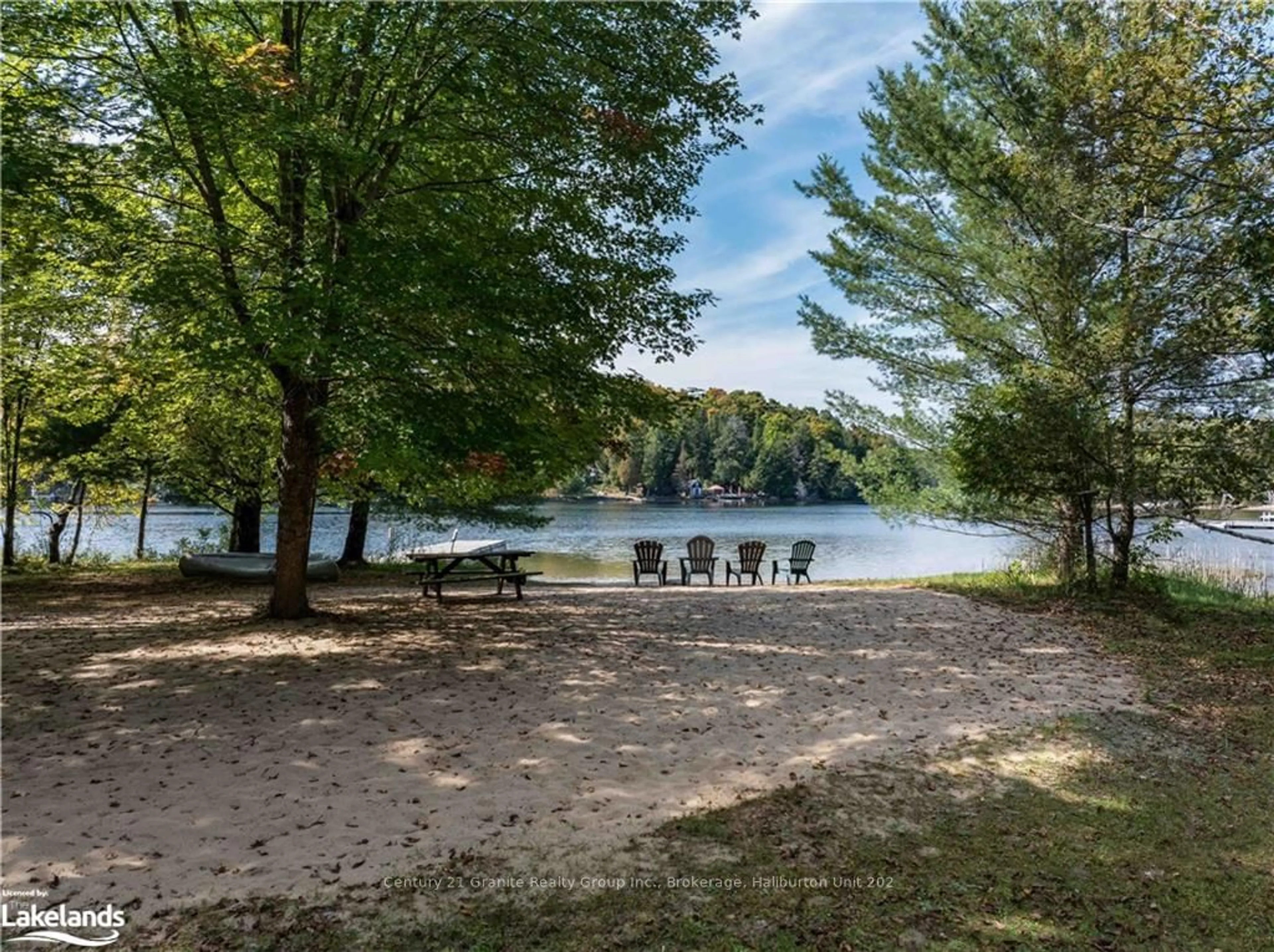 Patio, lake for 1054 The Narrows Tr, Minden Hills Ontario K0M 2K0