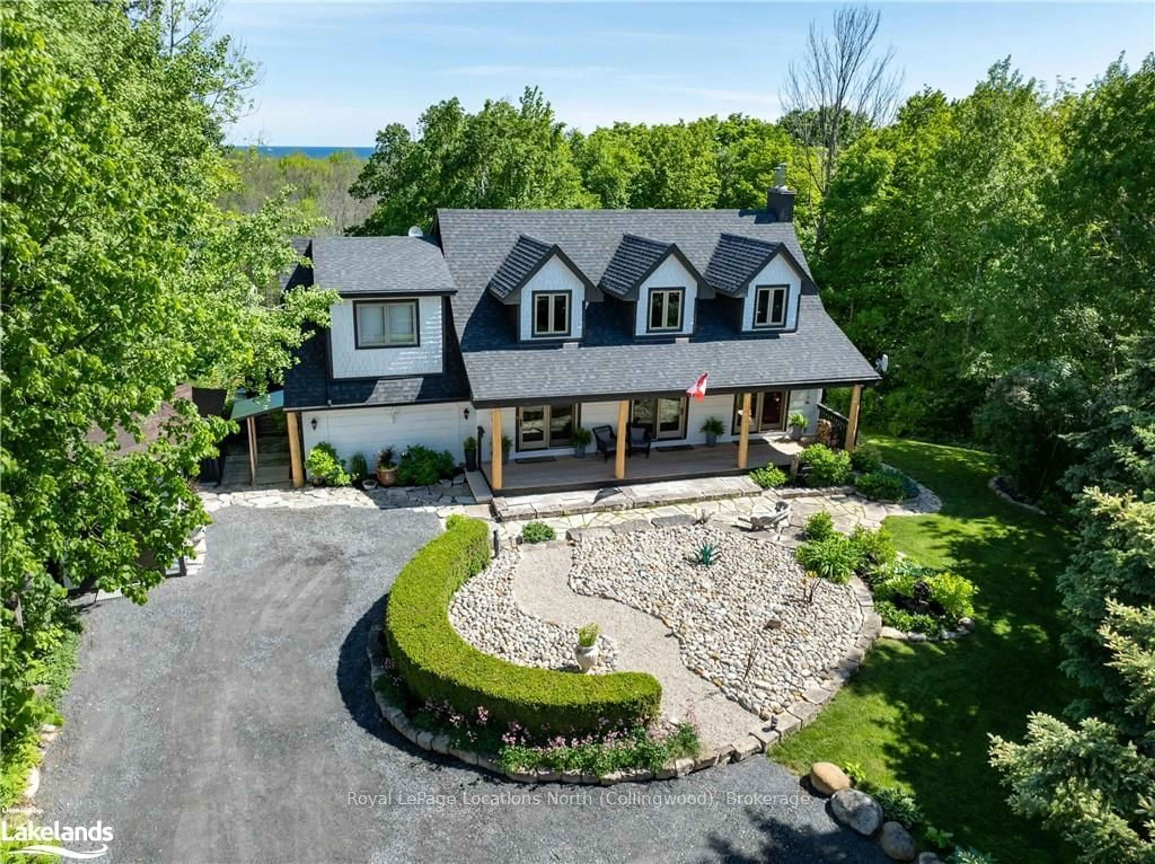 Frontside or backside of a home, cottage for 167 39TH Sdrd, Blue Mountains Ontario N0H 2P0