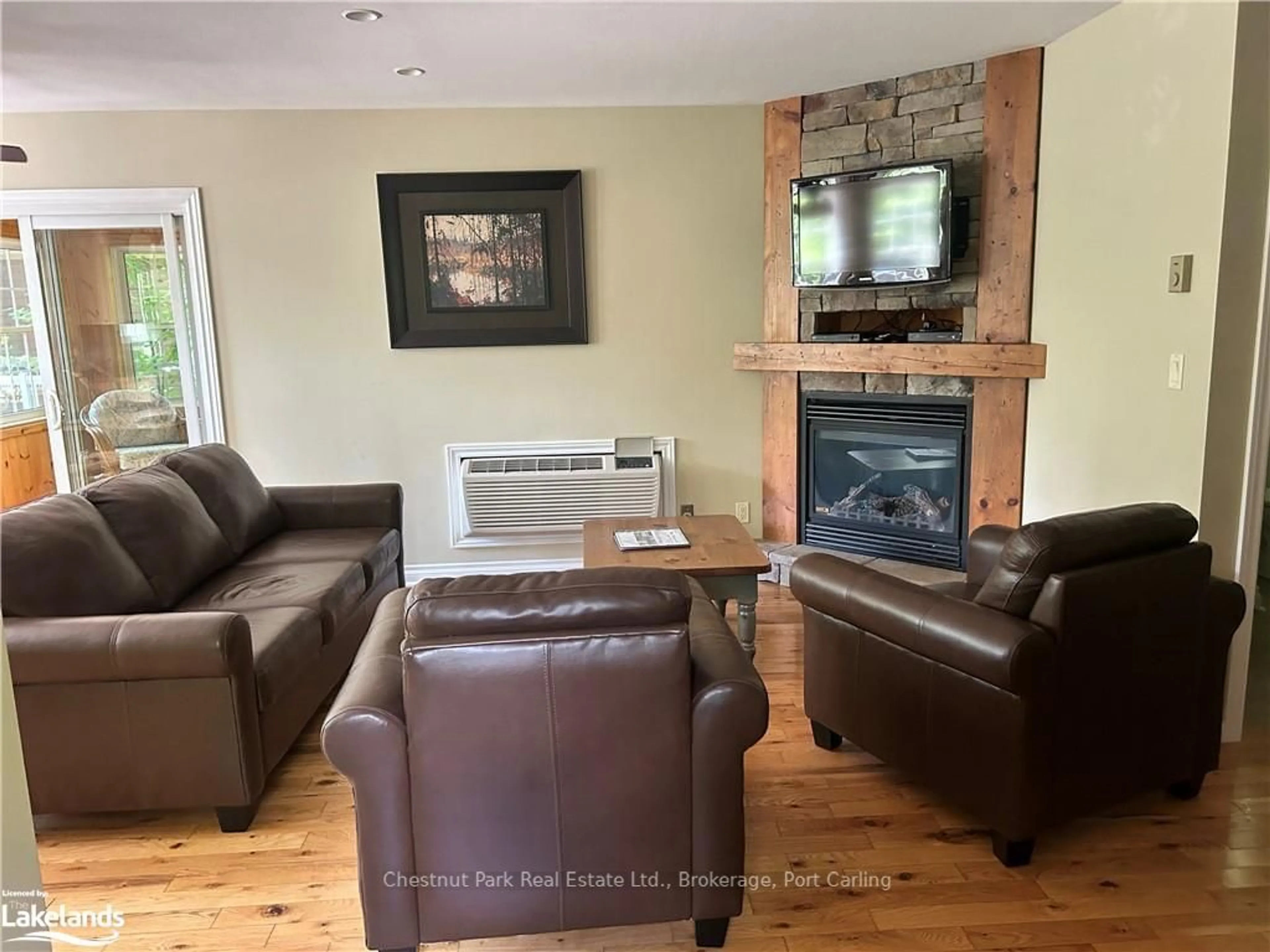 Living room, wood floors for 1052 RAT BAY Rd #118-3, Lake of Bays Ontario P1H 2J6