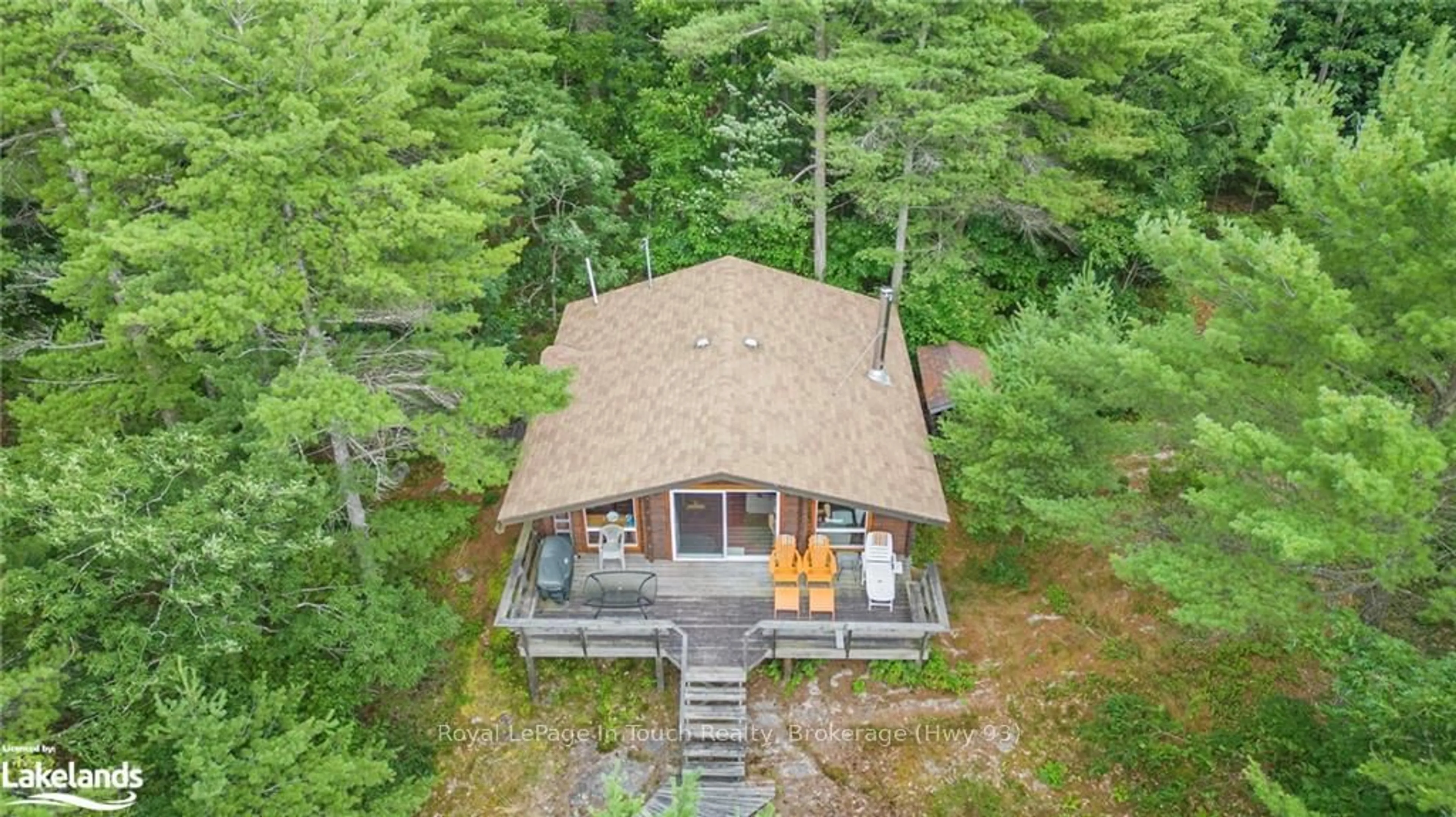 A pic from exterior of the house or condo, cottage for B207-10 WAHSOUNE Island, The Archipelago Ontario P2A 1T4