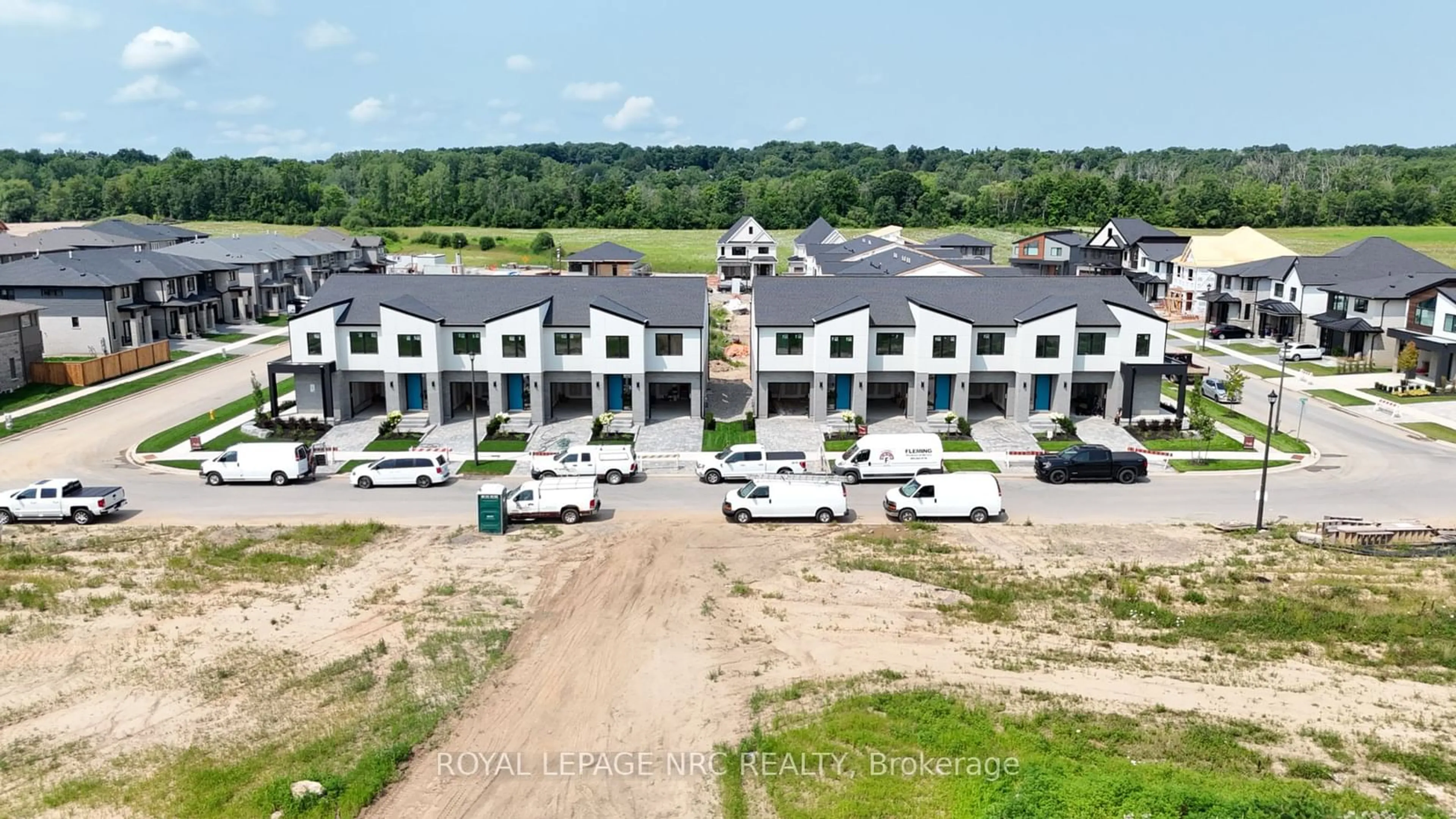 A pic from exterior of the house or condo, the front or back of building for 16 ARSENAULT Cres, Pelham Ontario L0S 1E0