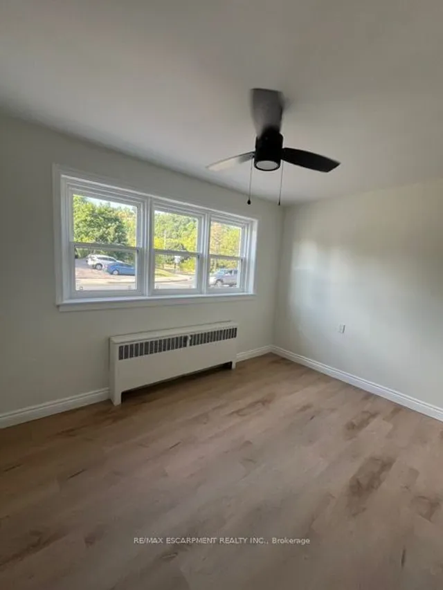 Additional property image - 1759 King St Unit 15