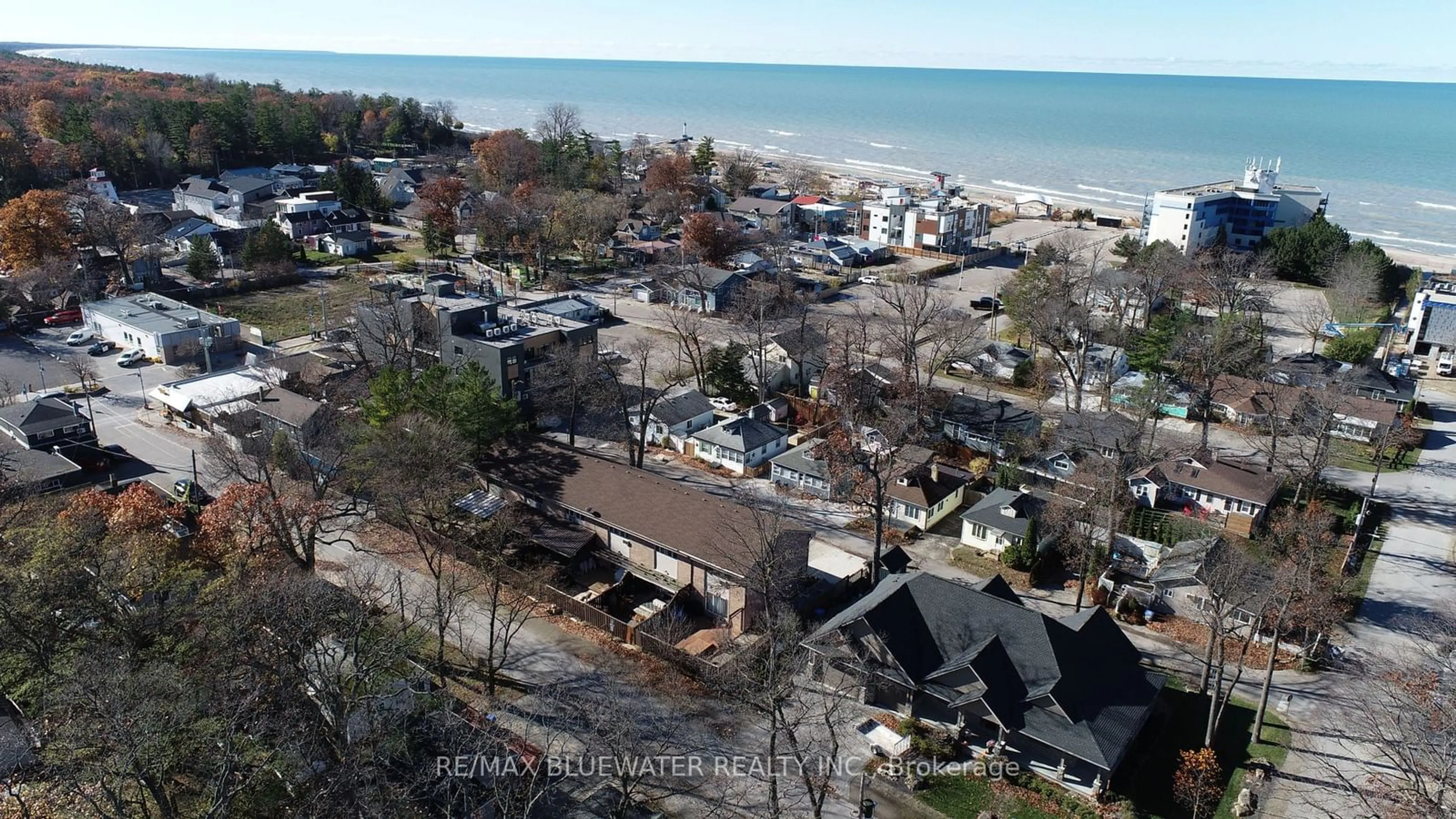 A pic from exterior of the house or condo, the street view for 12 Park Ave, Lambton Shores Ontario N0M 1T0