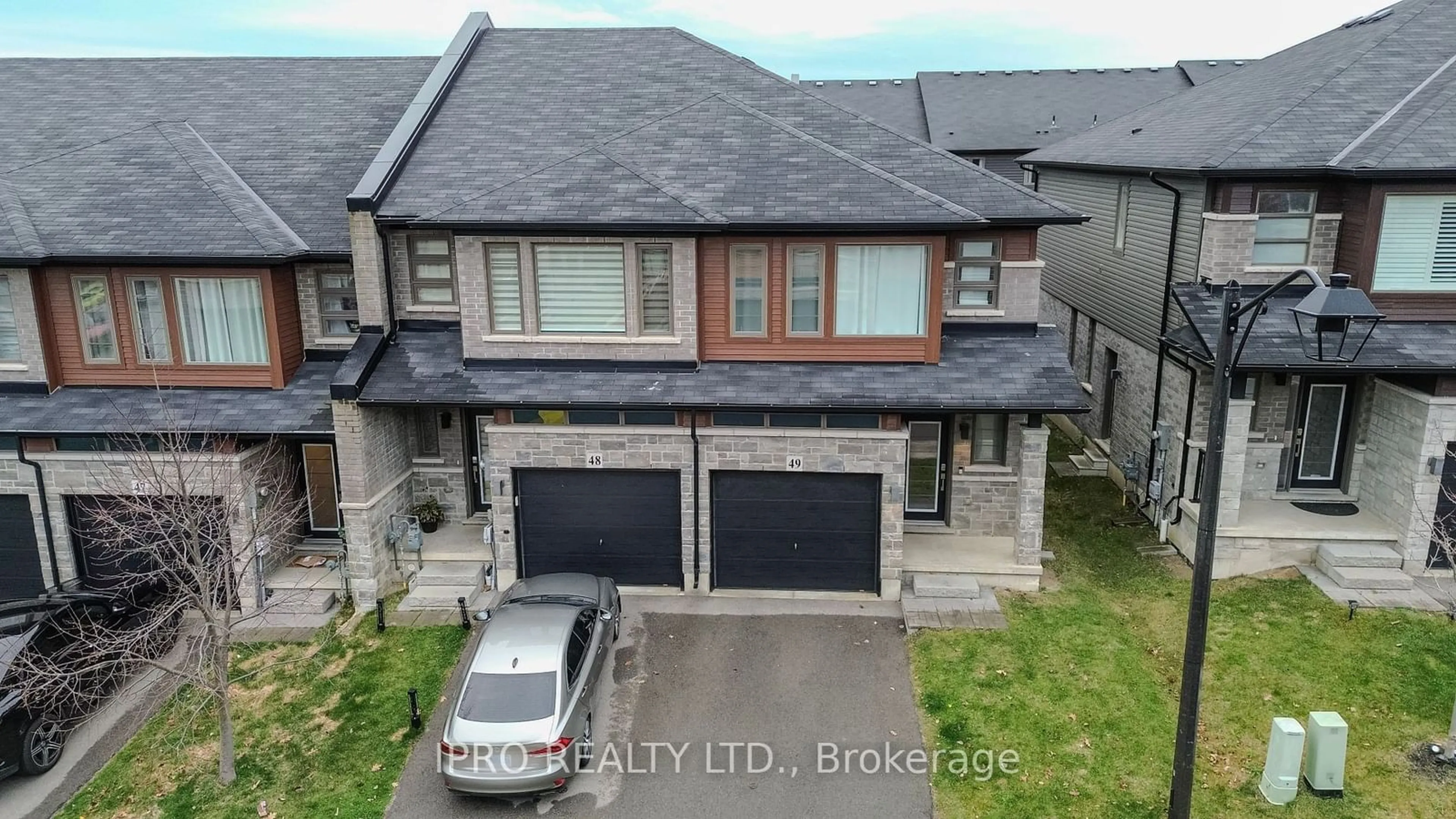 Frontside or backside of a home, cottage for 30 Times Square Blvd #49, Hamilton Ontario L8J 0L9