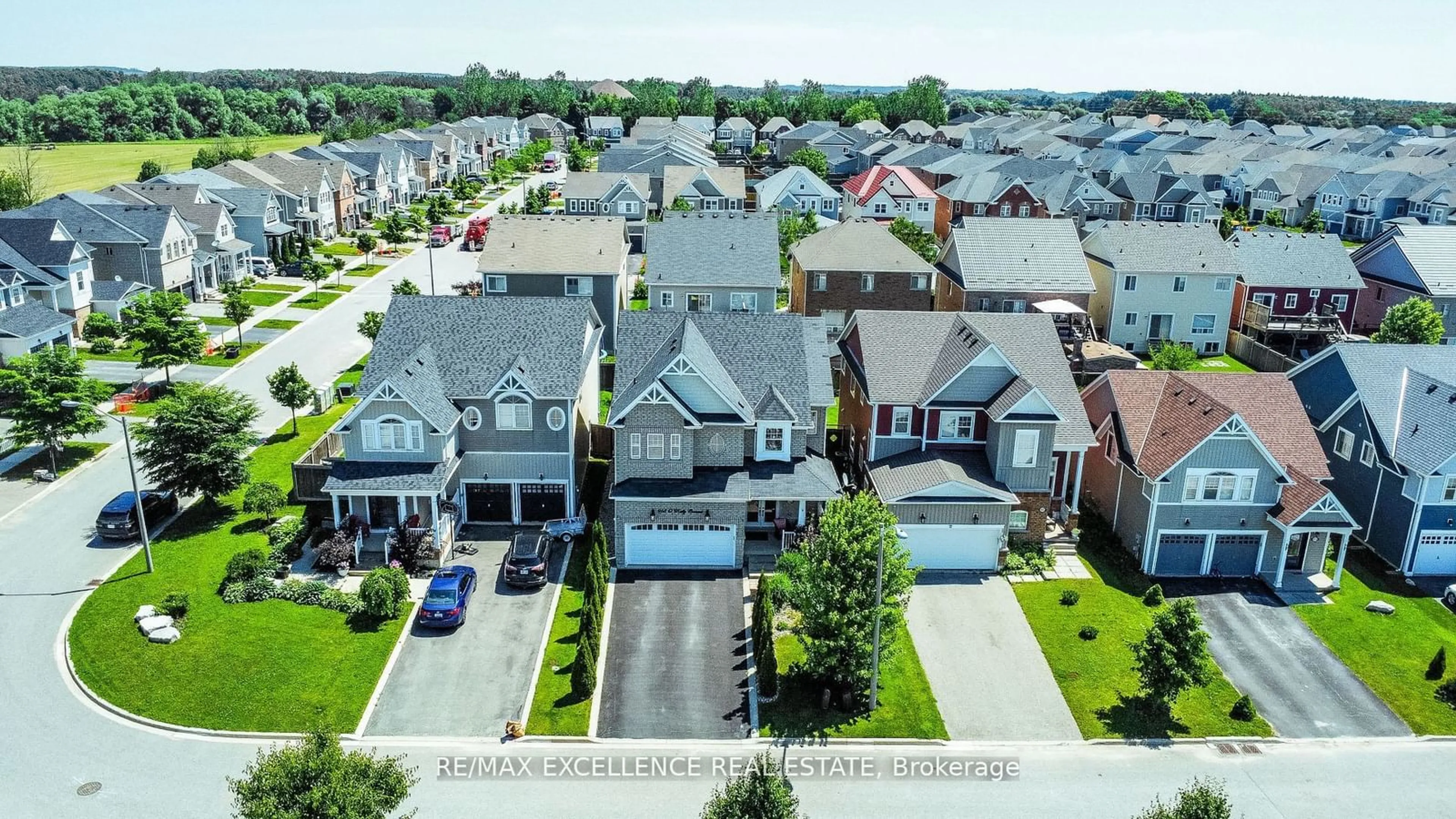 A pic from exterior of the house or condo, the street view for 965 O'Reilly Cres, Shelburne Ontario L9V 2S4